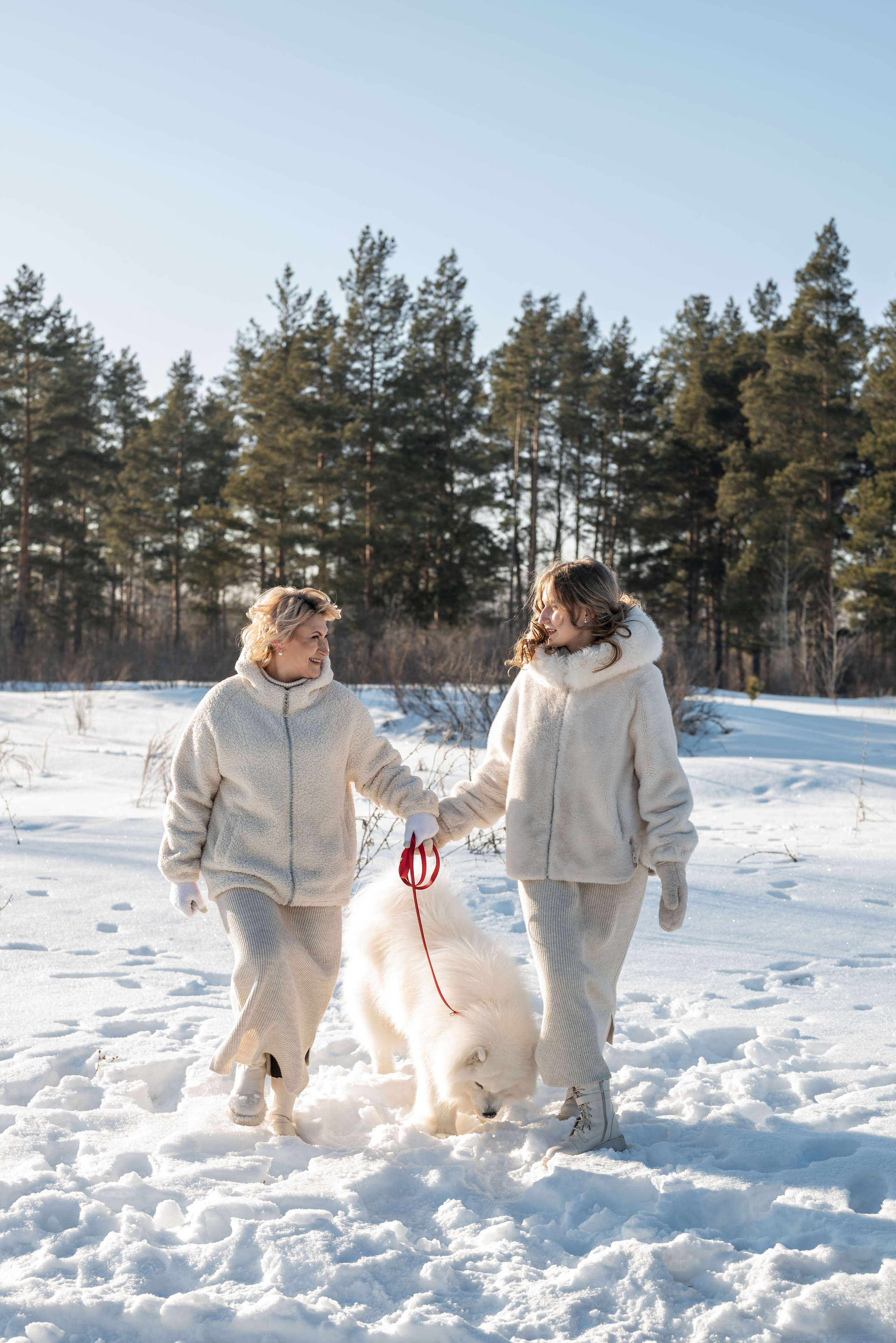 Фотопроект с Платоном и машиной на улице. Фотограф в городе Салават