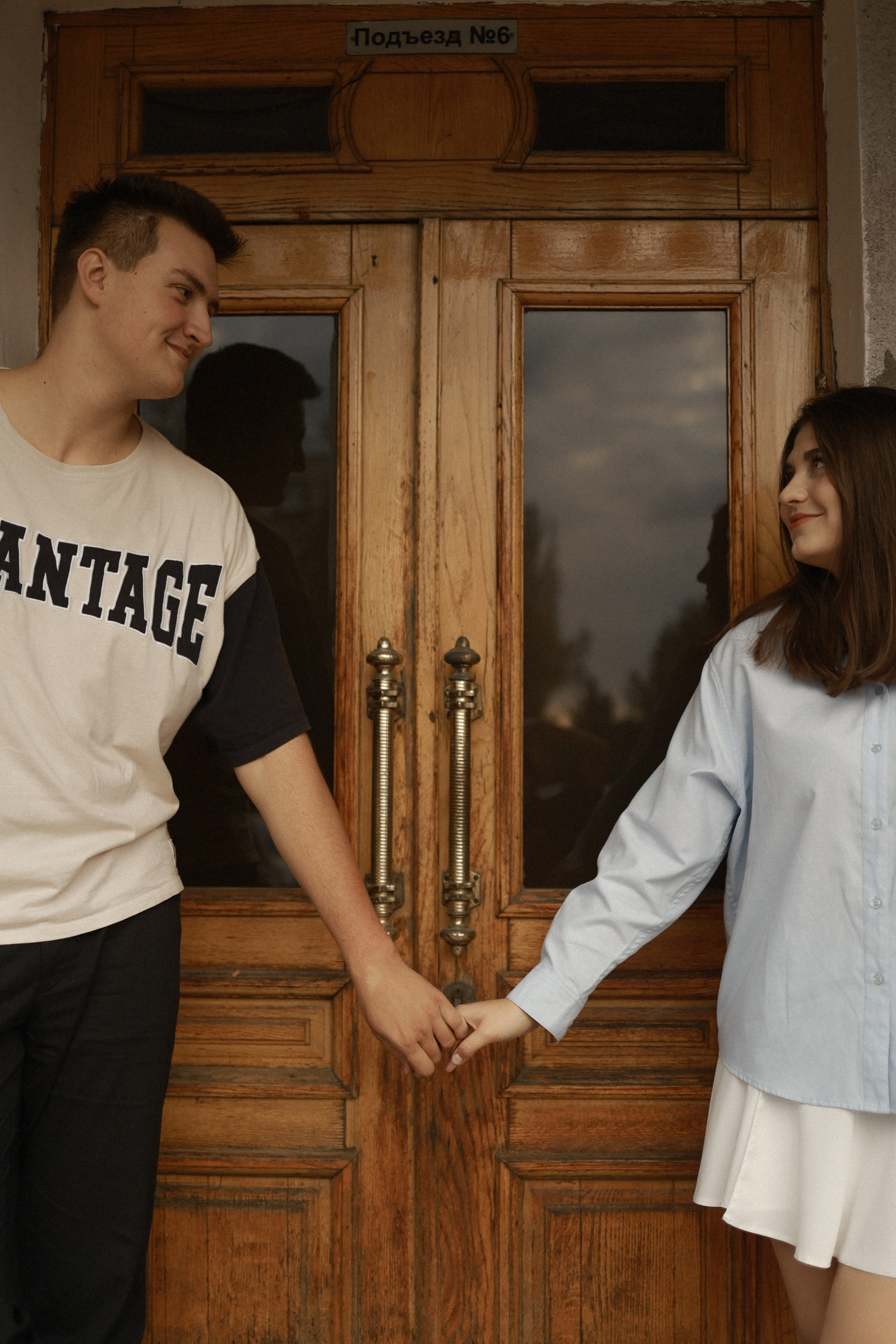 ЛЮБОВЬ НА УЛИЦАХ ДОНЕЦКА. Фотограф Донецк. Горловка. ДНР. Севастополь