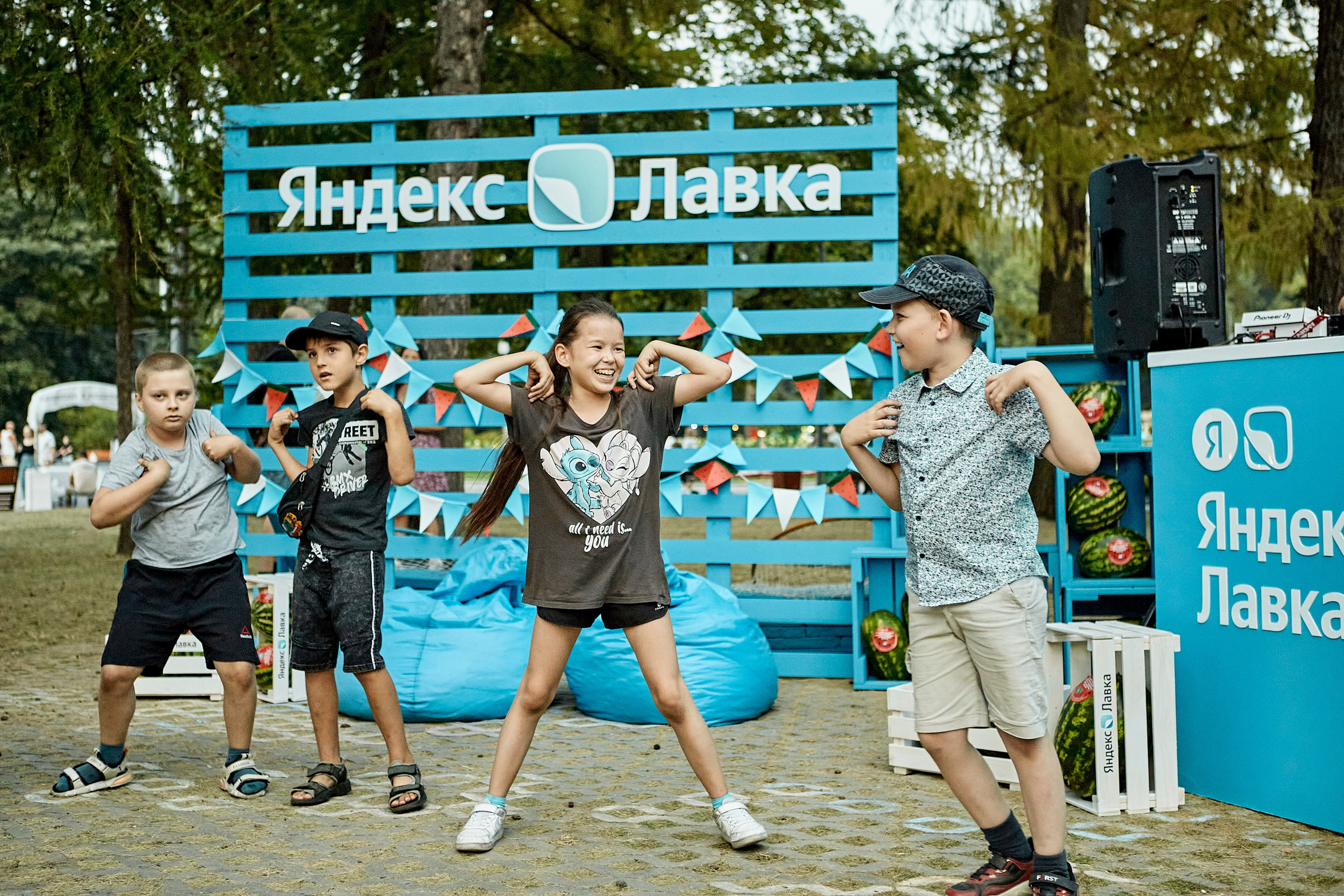 ЯНДЕКС ЛАВКА «АРБУЗНАЯ ФЕЕРИЯ». Фотограф Андрей Егоров