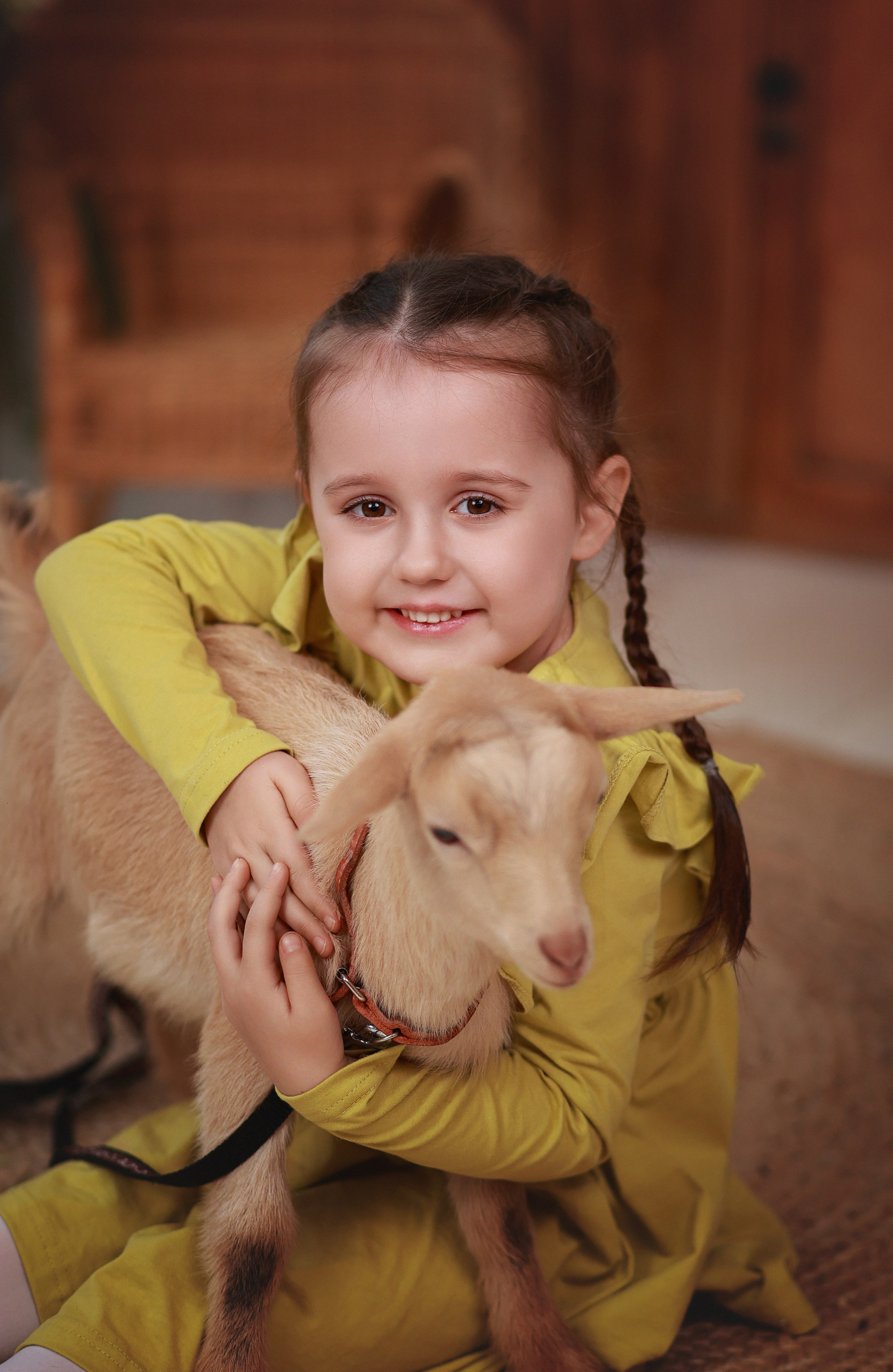 Фотопроект с козочкой и кроликами. Детский семейный фотограф Краснодар