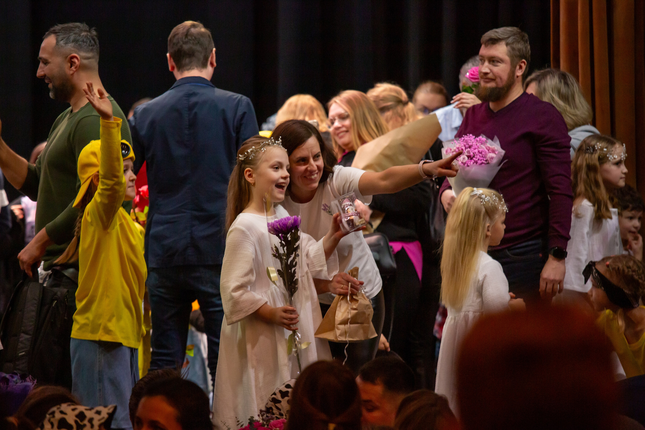 Концерт детской танцевальной школы. Репортажный, семейный, свадебный, портретный фотограф