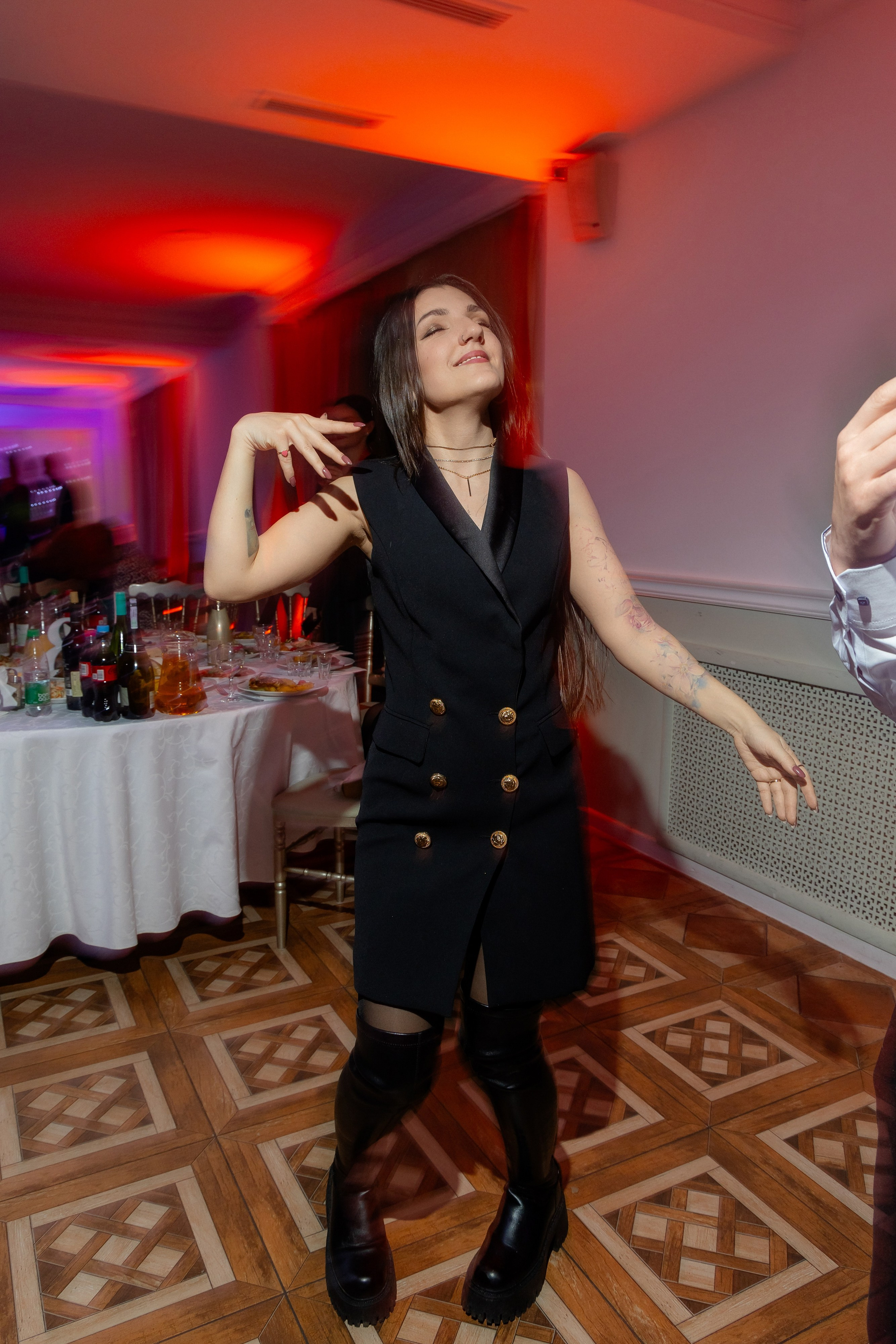 Корпоративная фотосъемка для кафе GARAGE | Новый год 2025 | Минск. Свадебный фотограф в Минске/Беларуси Сергей Спиридонов