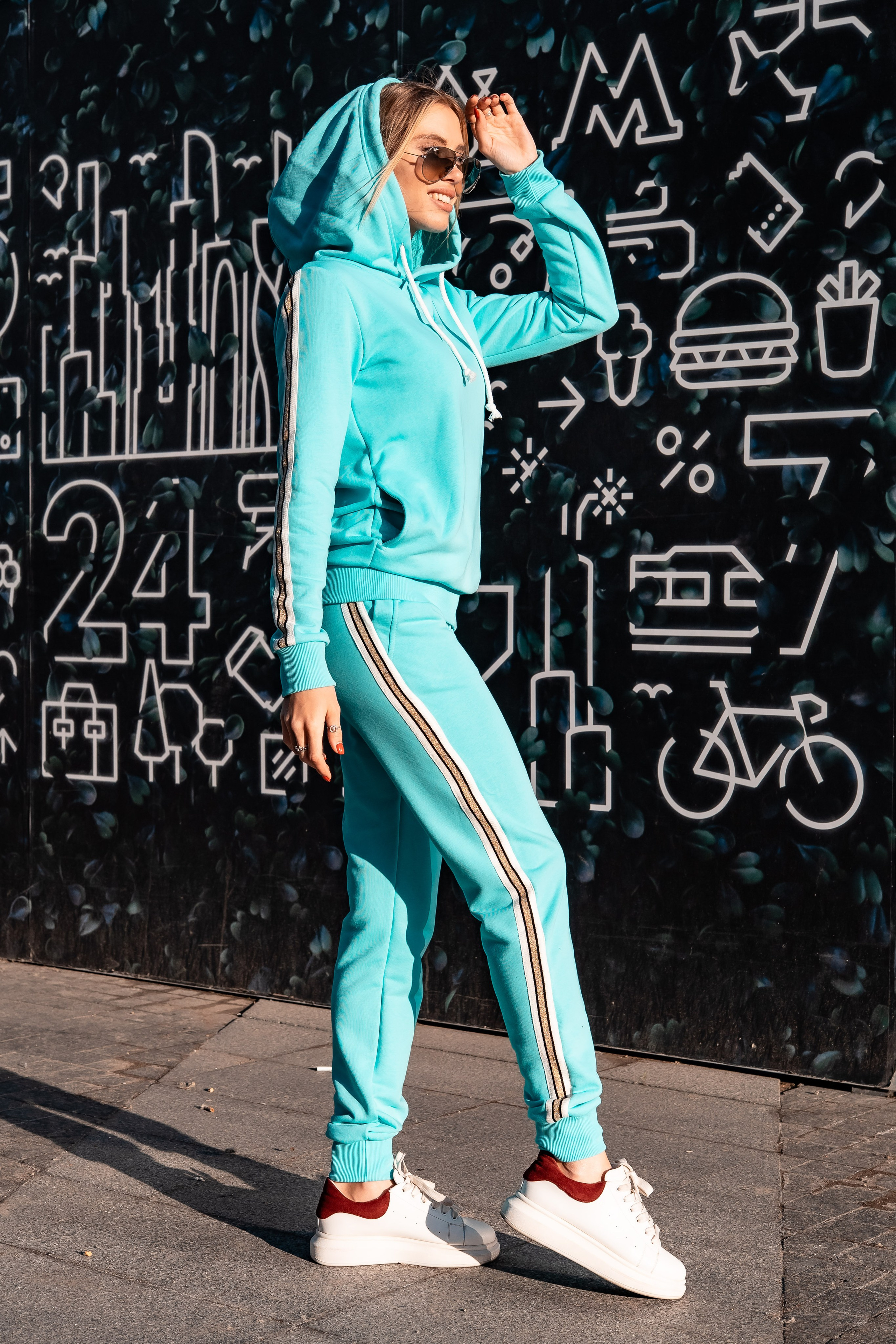 Уличные. Видеограф Добромыслов