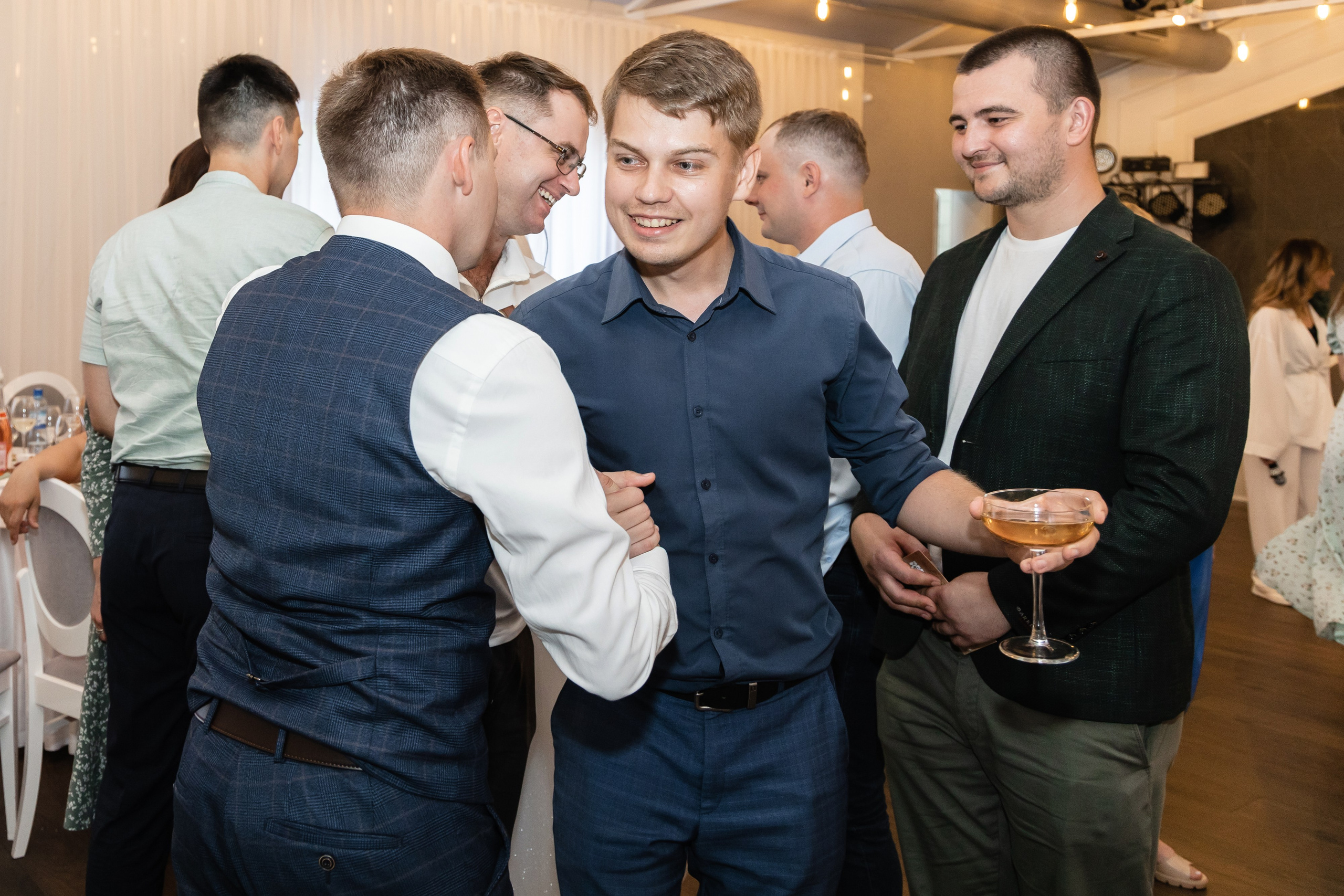 Алёна и Денис (полный день). Фотограф в Барнауле Юлия Садвокасова