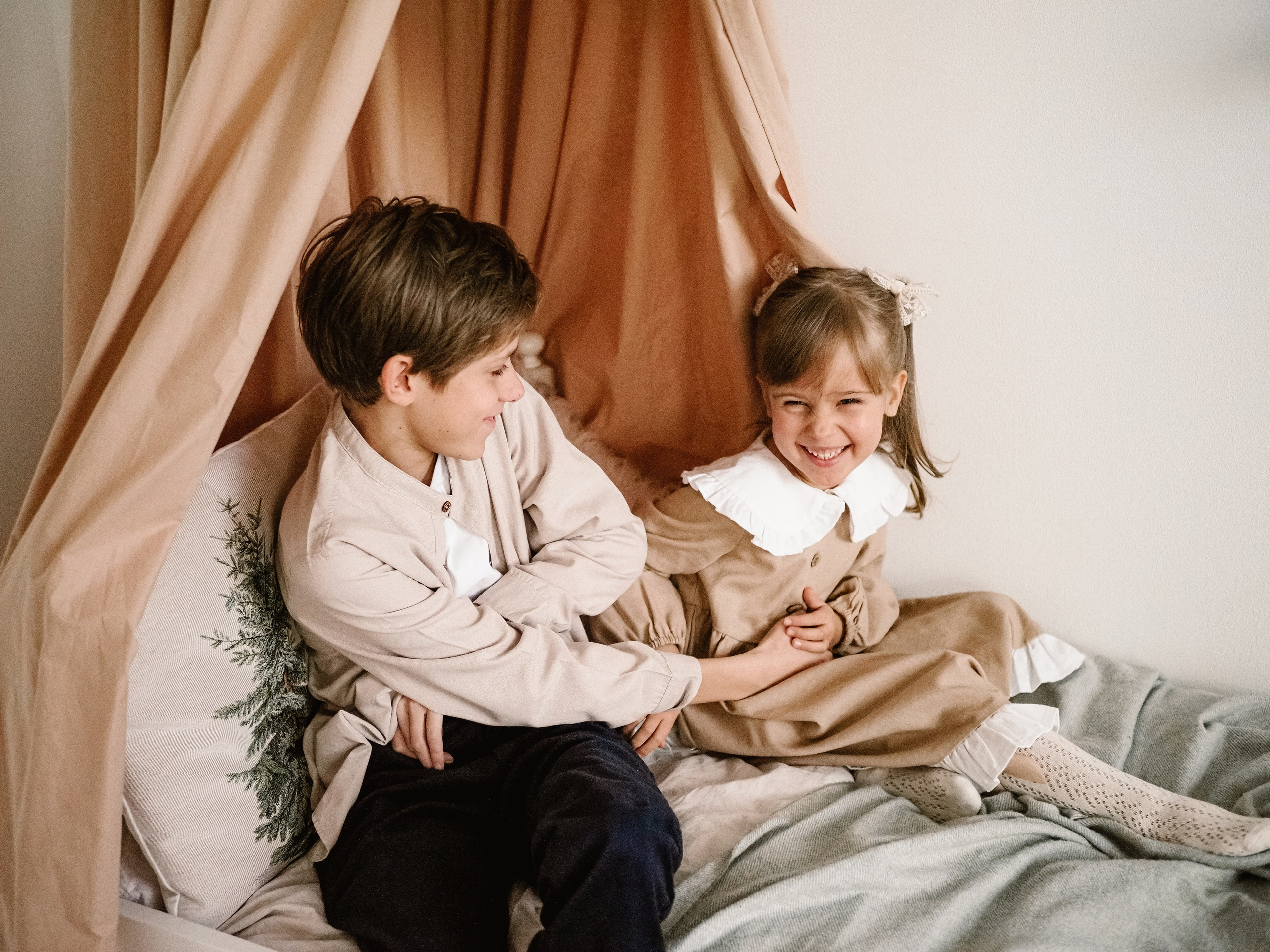 Хоровод детского смеха и родительской любви. Фотограф Рязань. Семейный Свадебный фотограф