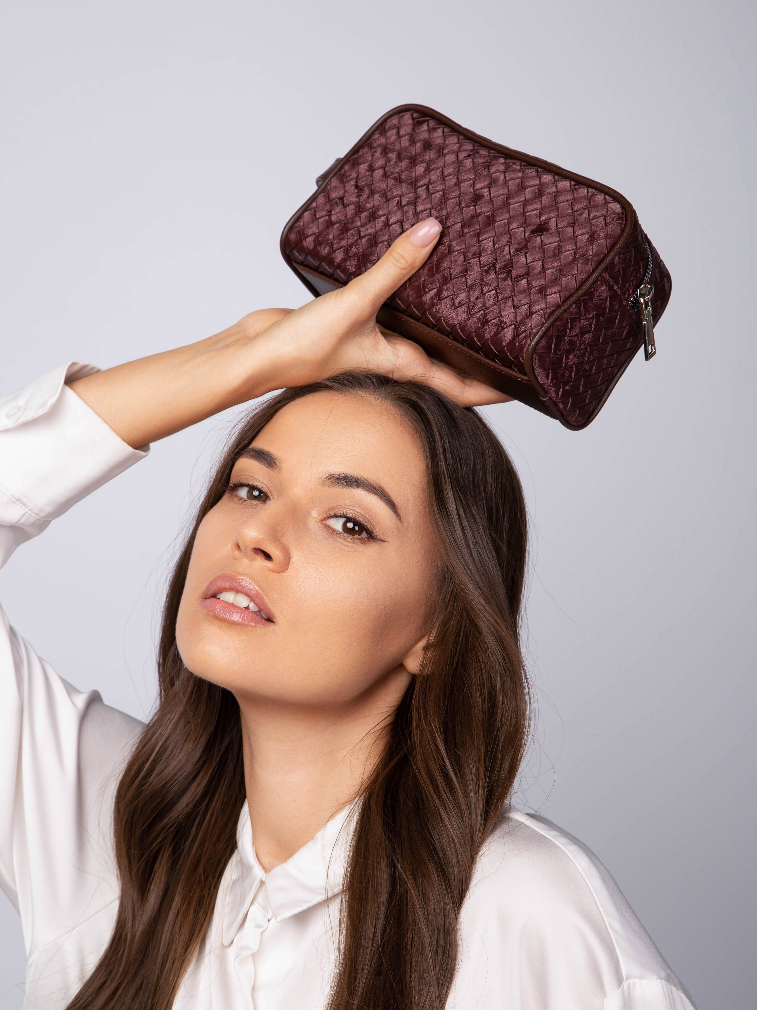 Профессиональная модельная съёмка косметичек для каталогов. Фотограф Анна Татаурова | Авторская фотосъемка в Москве