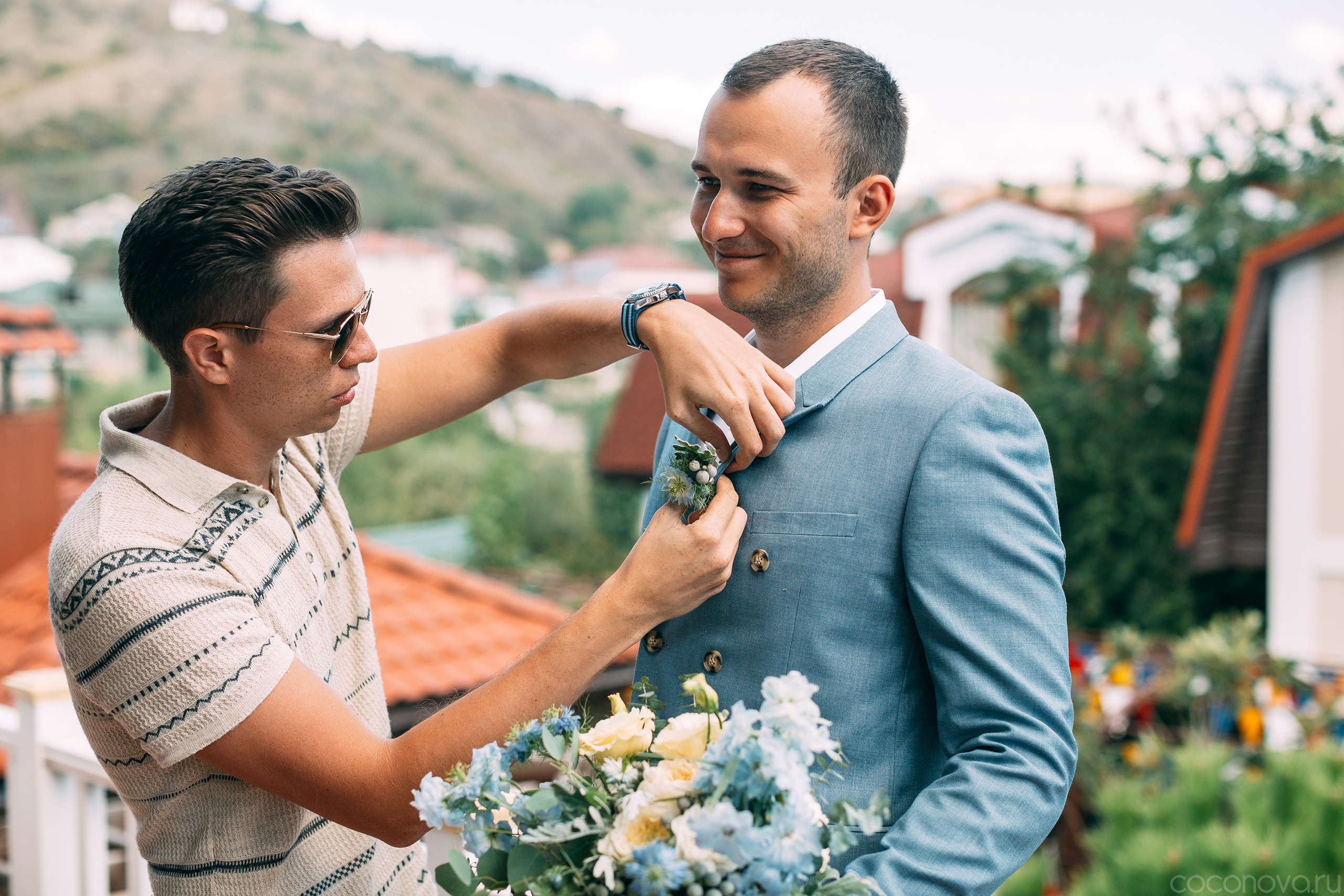 Wedding by the Sea. Valeria Coconova Photographer Italy Como Milan