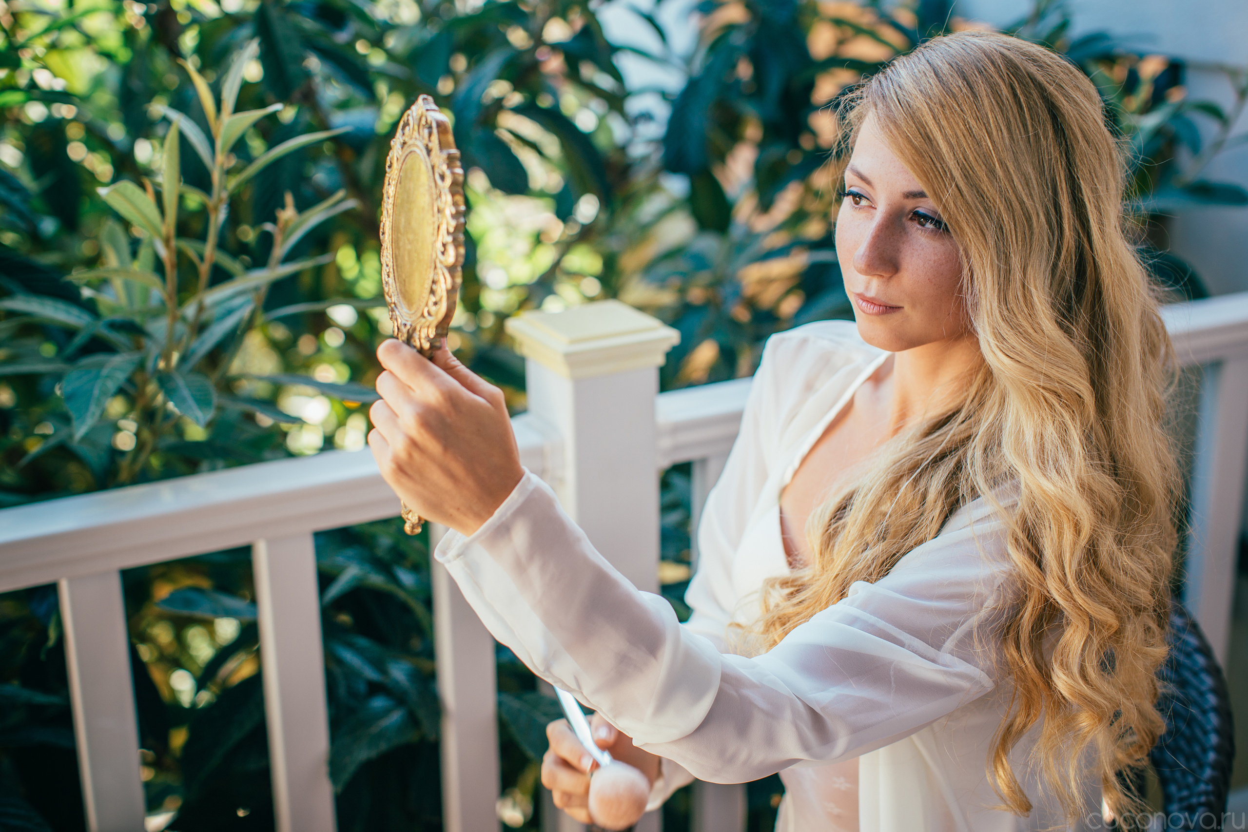 Wedding by the Sea. Valeria Coconova Photographer Italy Como Milan