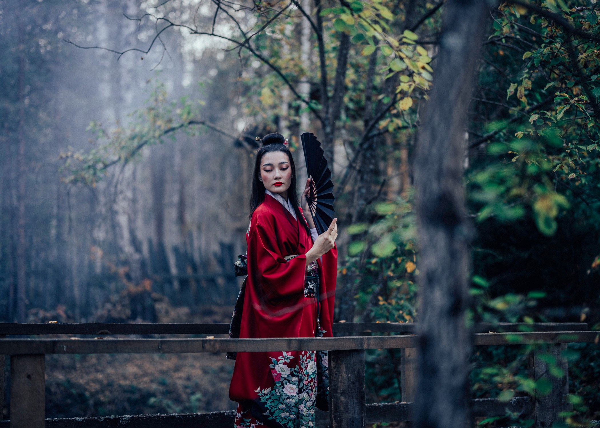 Зал «Сад» фотостудии «Зачарованный Сад» в Екатеринбурге — природная локация для фотосессий. Фотостудия «Зачарованный Сад» в 20 минутах от центра Екатеринбурга