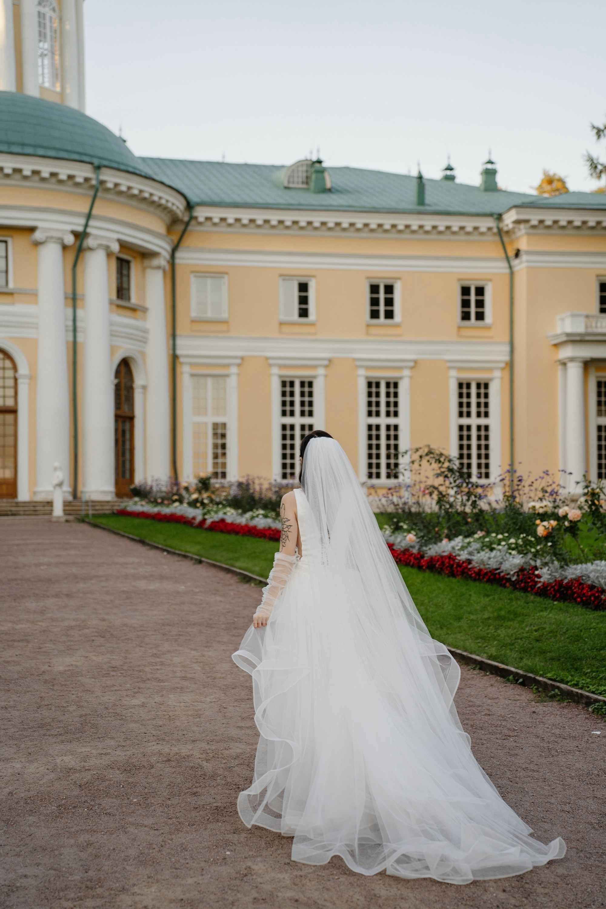 Свадьба в усадьбе Архангельское. Свадебный и семейный фотограф в Москве Светлана Зоткина