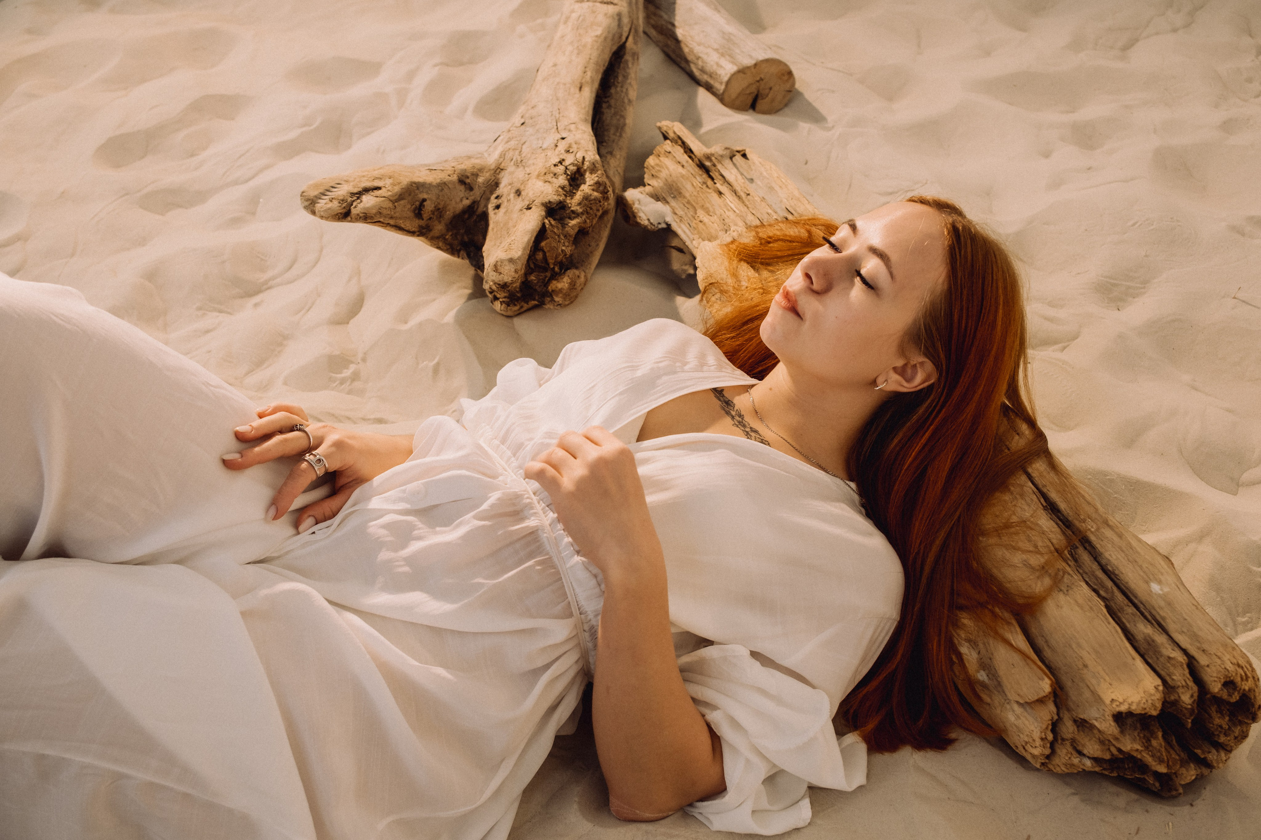 Женщина в песках. Фотограф в Иркутске Анна Мирошникова