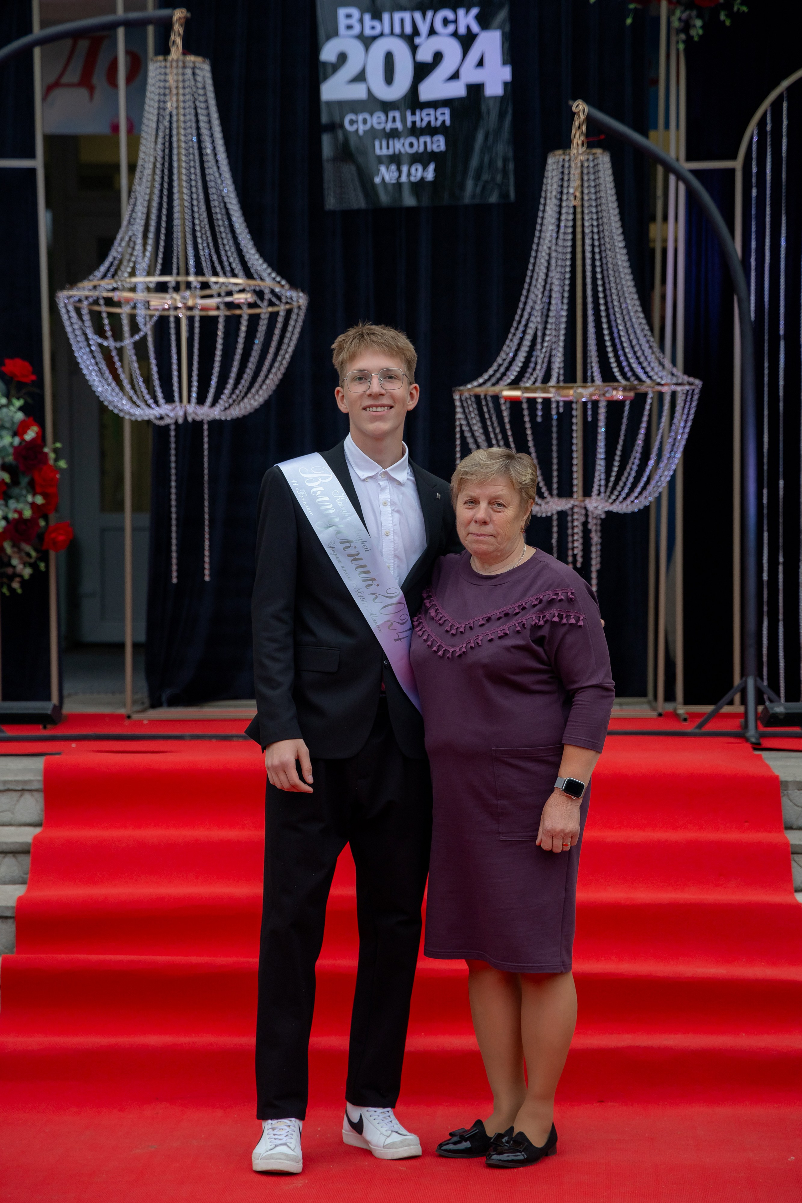 Школьный выпускной 2024 год в Соколе (Минск). Свадебный фотограф в Минске/Беларуси Сергей Спиридонов