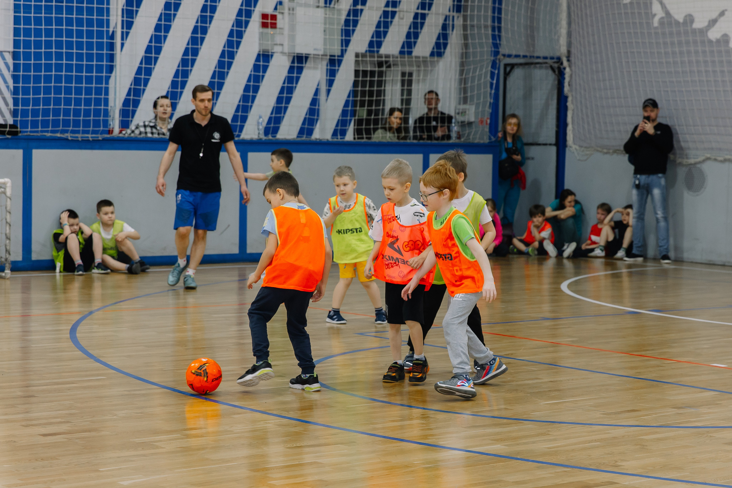Футбольный турнир детского сада. Свадебный фотограф в Новосибирске Лидия Александровна