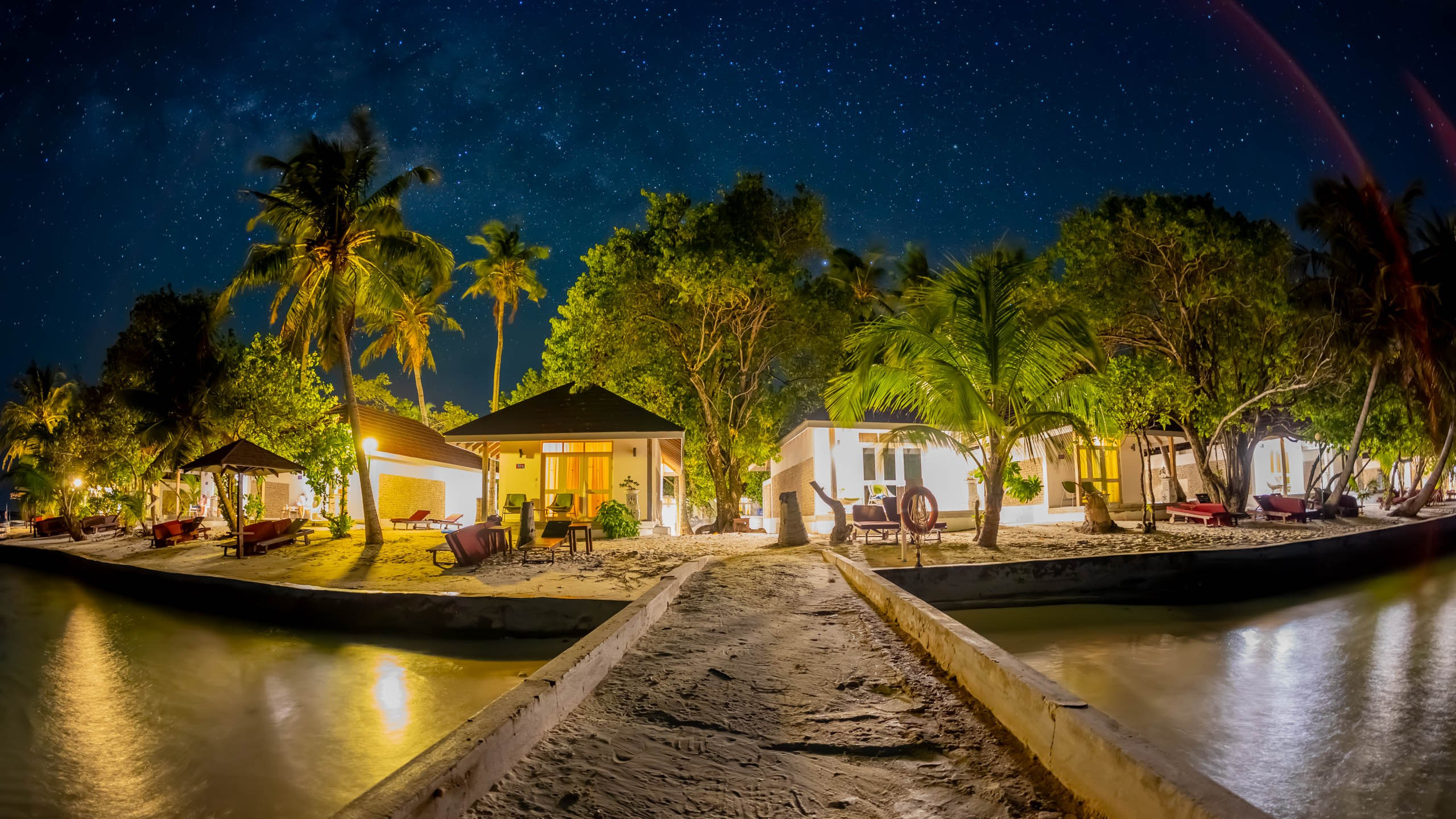 Мальдивы, Ellaidhoo Maldives by Cinnamon