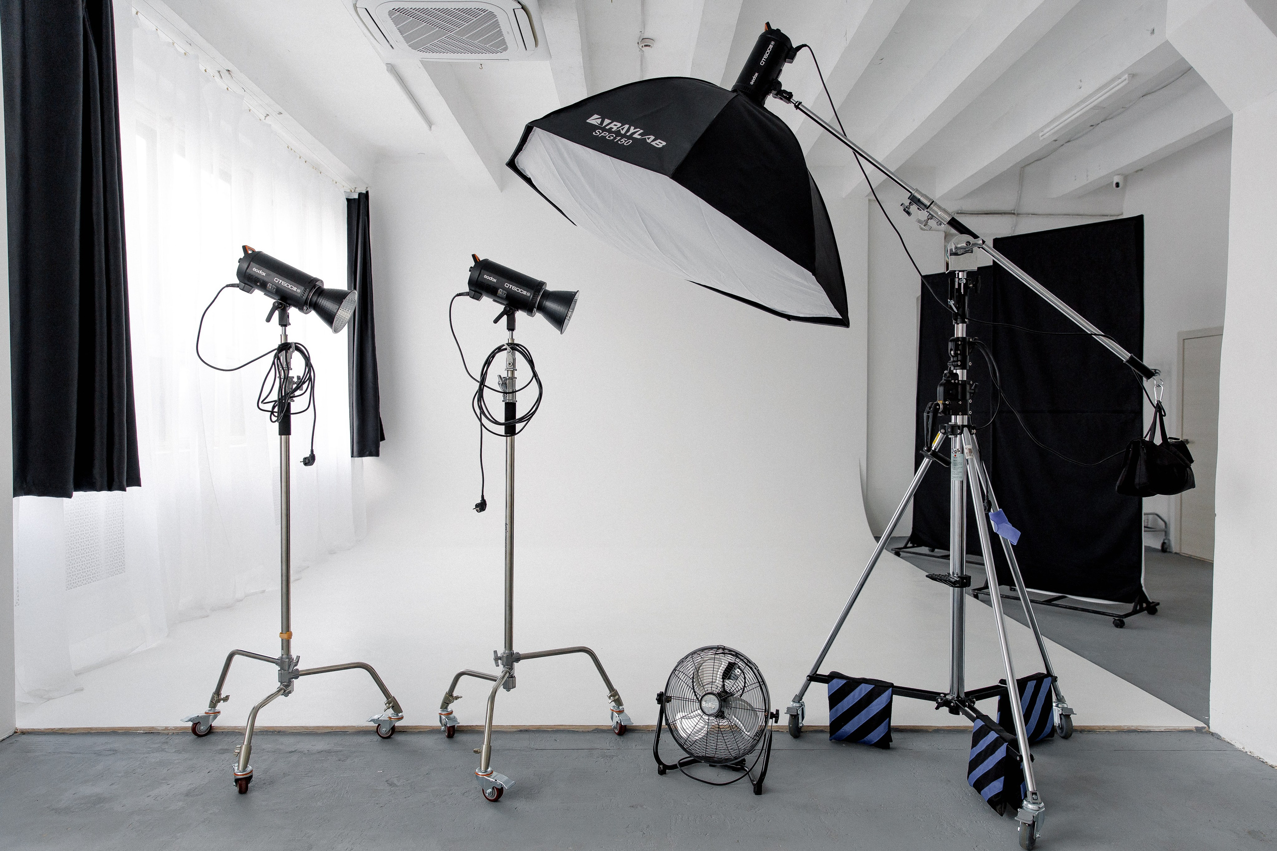 Фотостудия ISO зал L100 Саратов