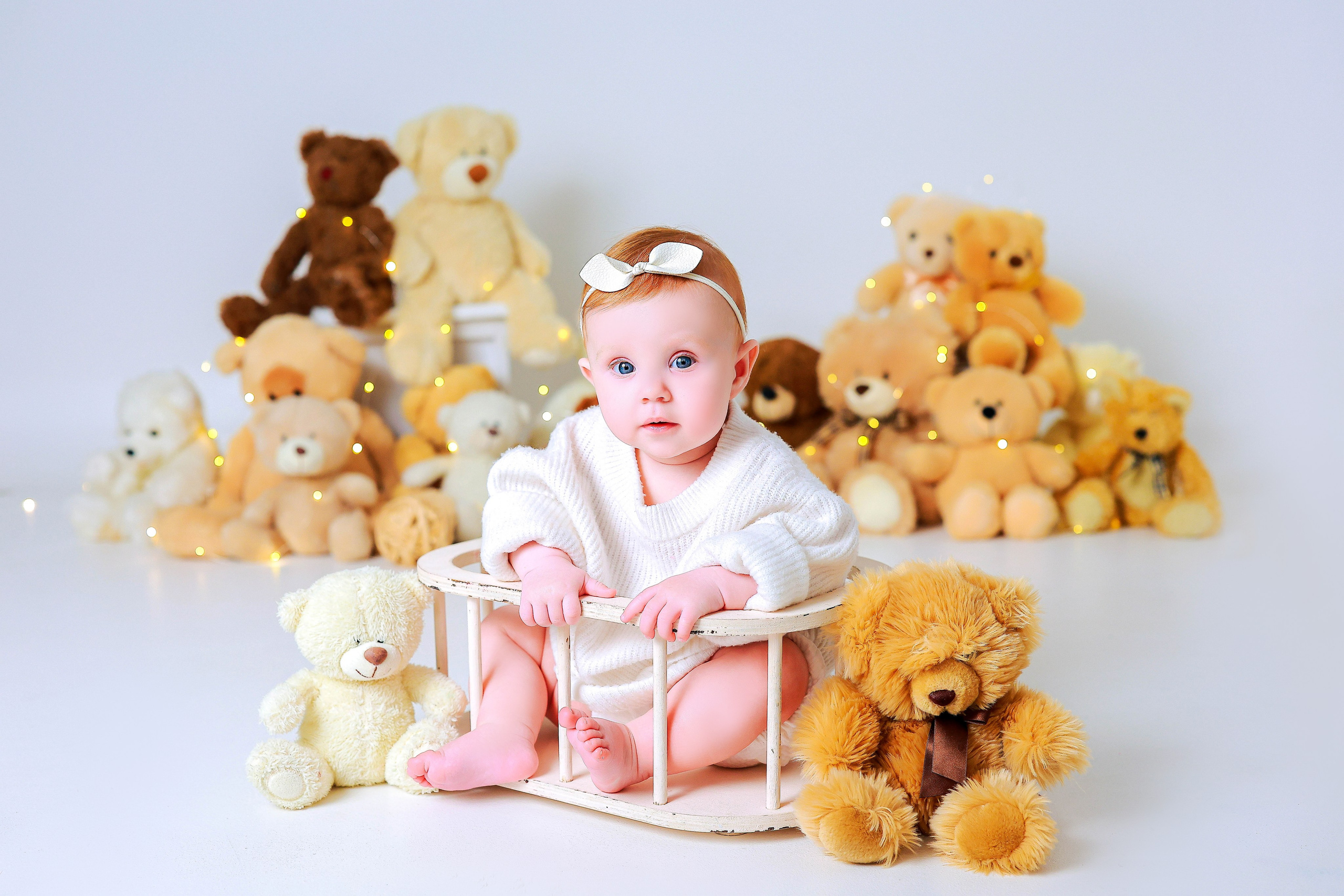 Малышки Антураж