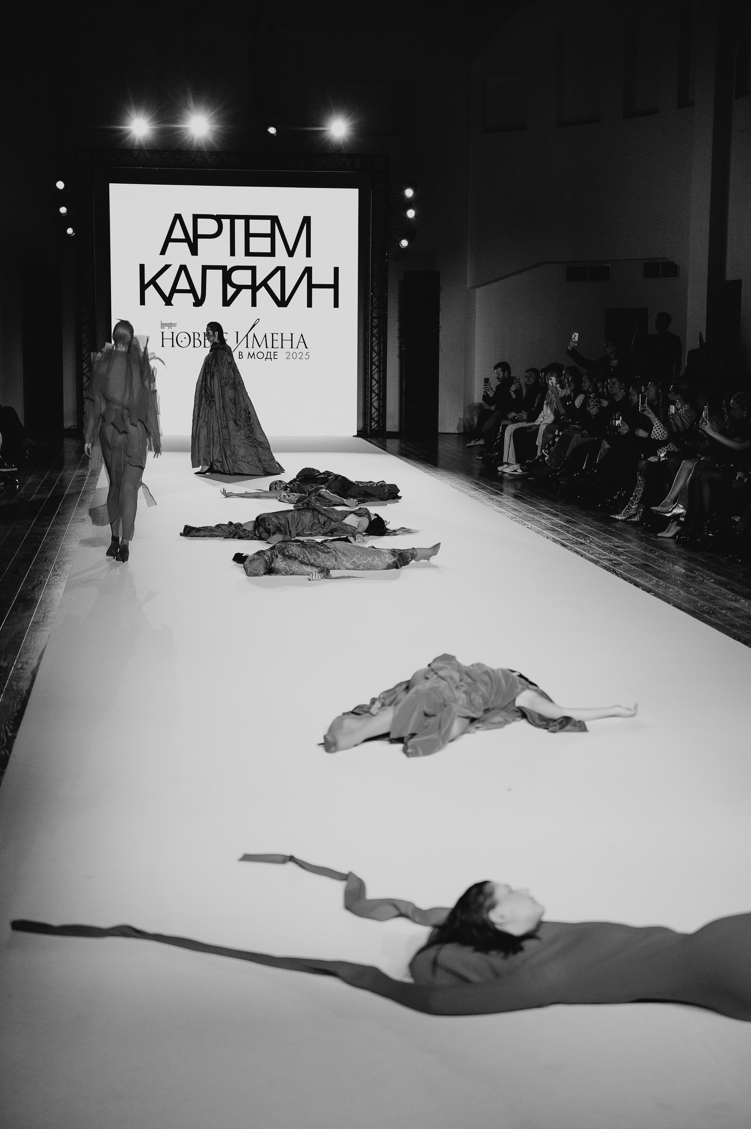 Бекстейдж показа «Новые Имена» собака.ru|ДЛТ. Портретный и репортажный фотограф в Санкт-Петербурге