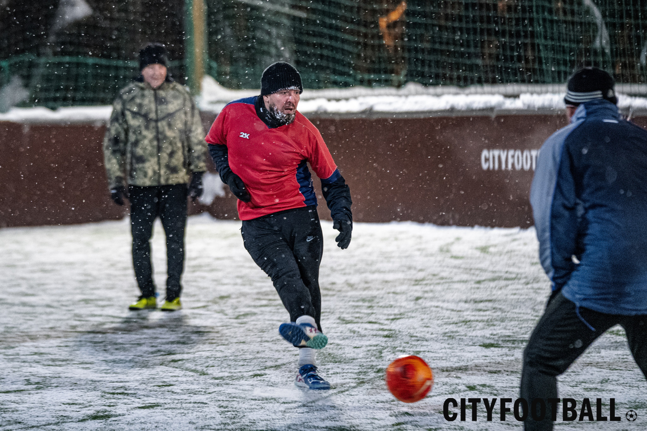 Зимние тренировки CityFootball Сокольники. Фотограф Владимир Бакарюк