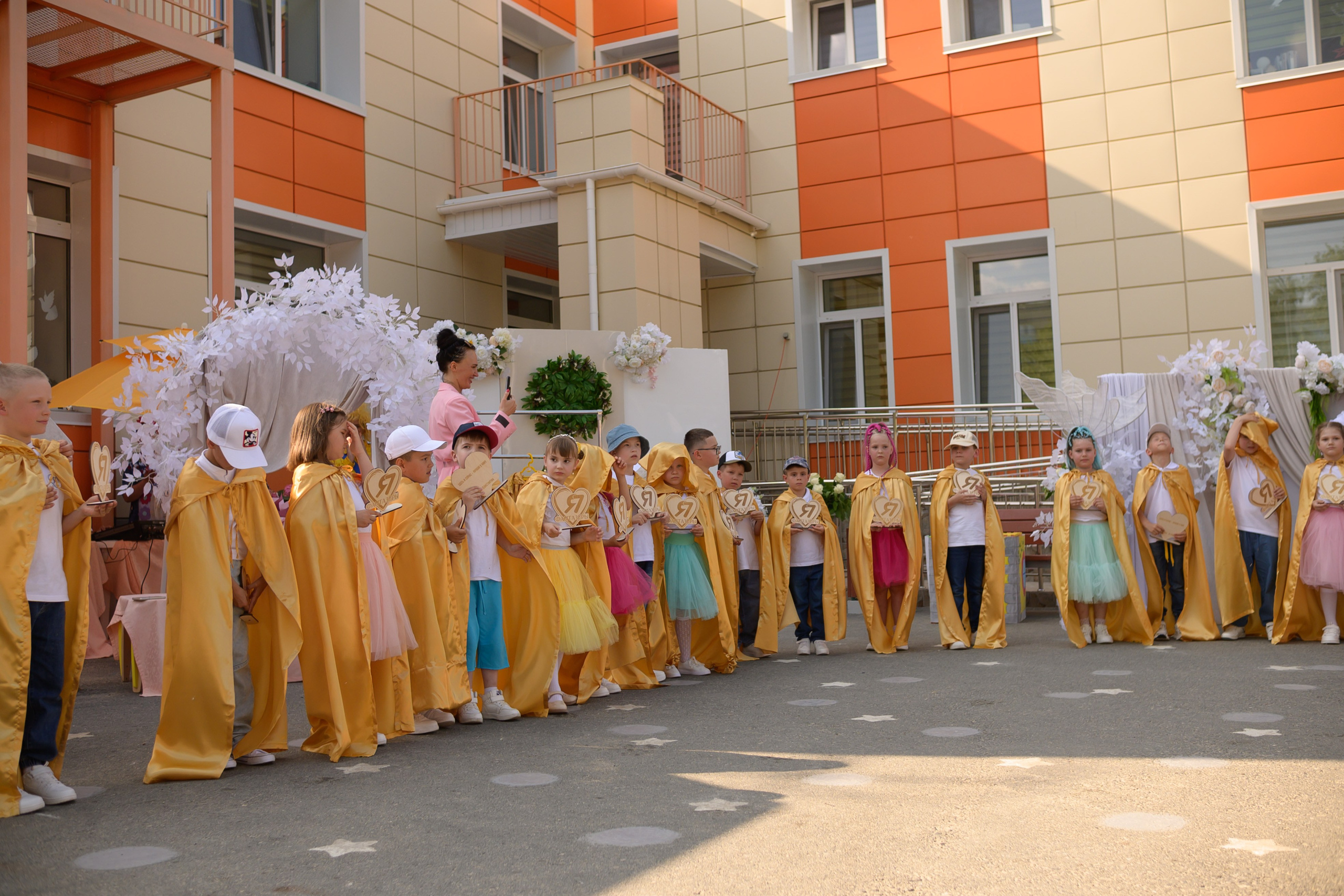 Репортаж выпускного группа «Фантазёры» 3 садик. Фотограф новорожденных, семейный детский в Тюмени Татьяна Морозова