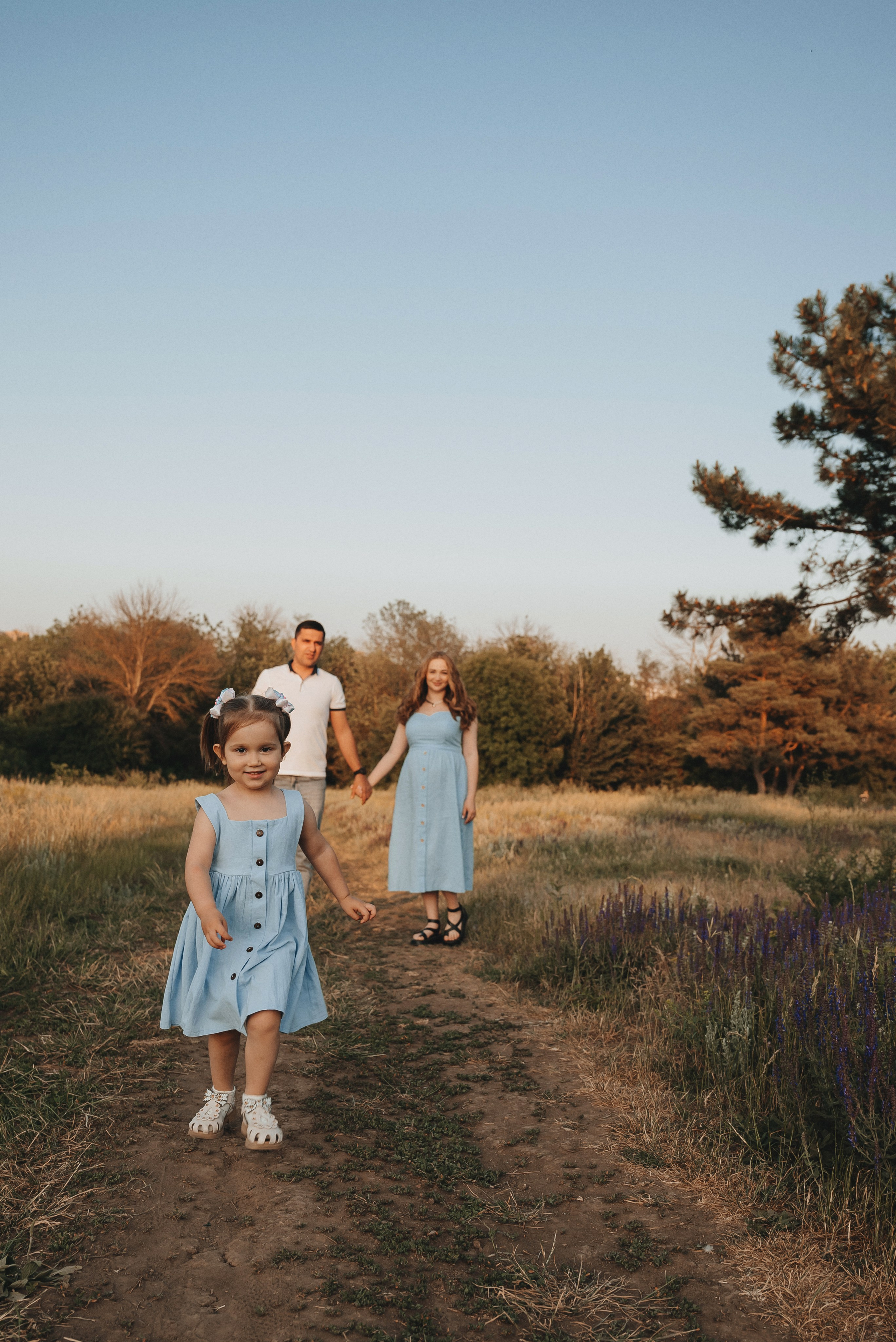 Фотосессия семейной прогулки. Семейный и детский фотограф Кущ Наташа