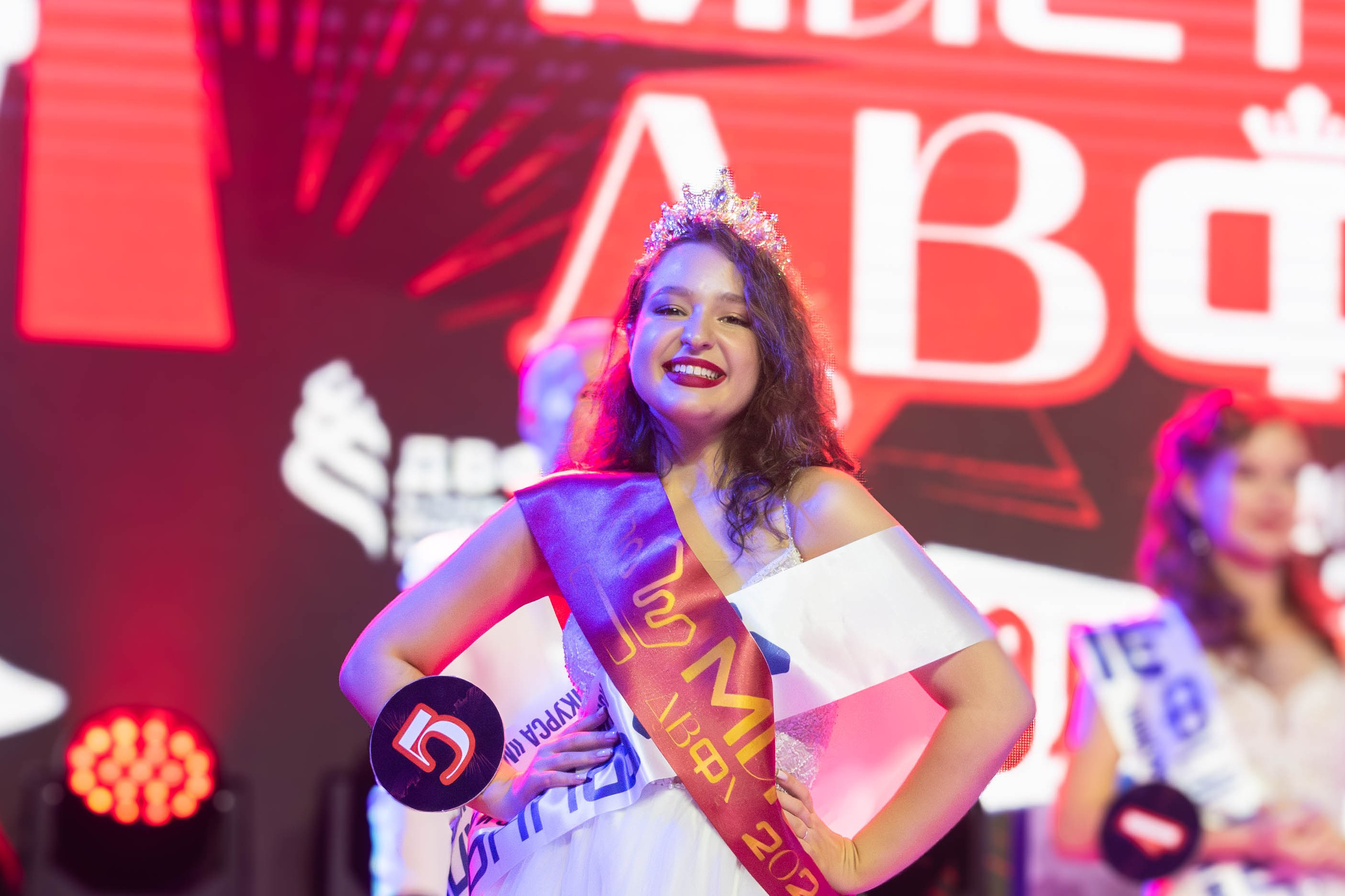 Мисс и Мистер ДВФУ 2024. Репортажный фотограф во Владивостоке Анастасия Кострова