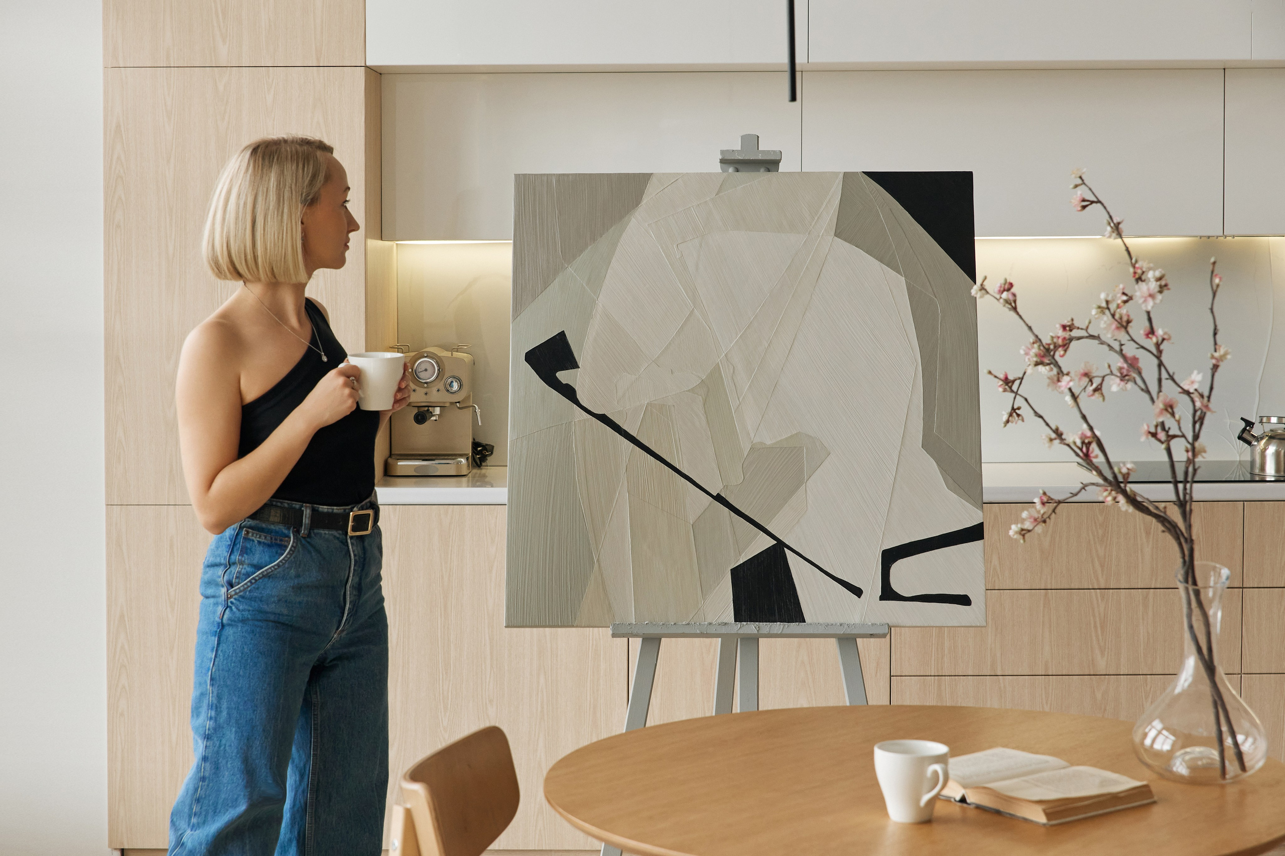 Контент съемка в Петербурге для художницы. Фотограф в Санкт-Петербурге и Москве