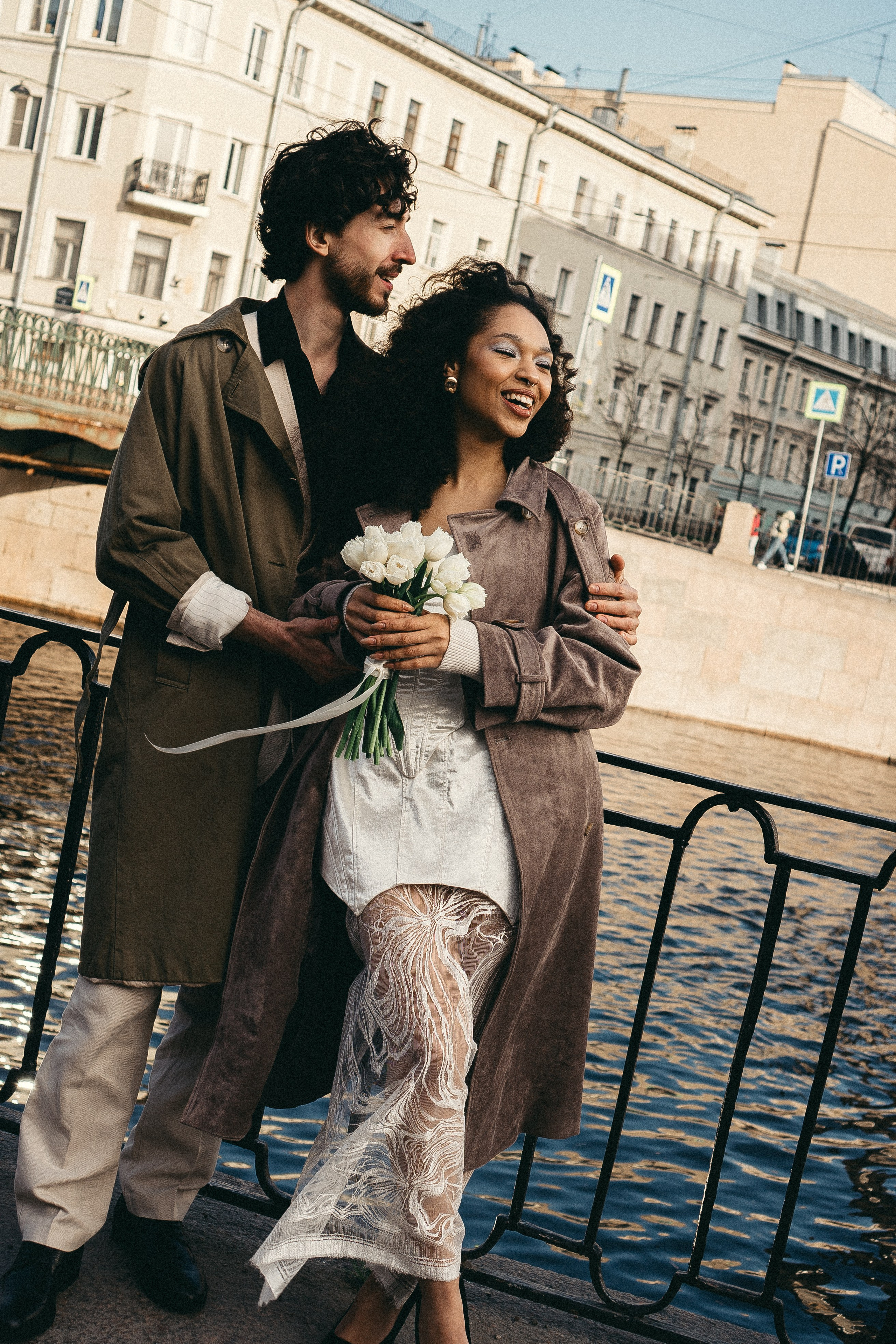 СВАДЕБНАЯ ПРОГУЛКА ПО ПЕТРОГРАДКЕ ВЕСНОЙ. СВАДЕБНАЯ ФОТОСЕССИИЯ НА ПЕТРОГРАДКЕ. Профессиональный фотограф, Санкт-Петербург — Виктория Богомолова