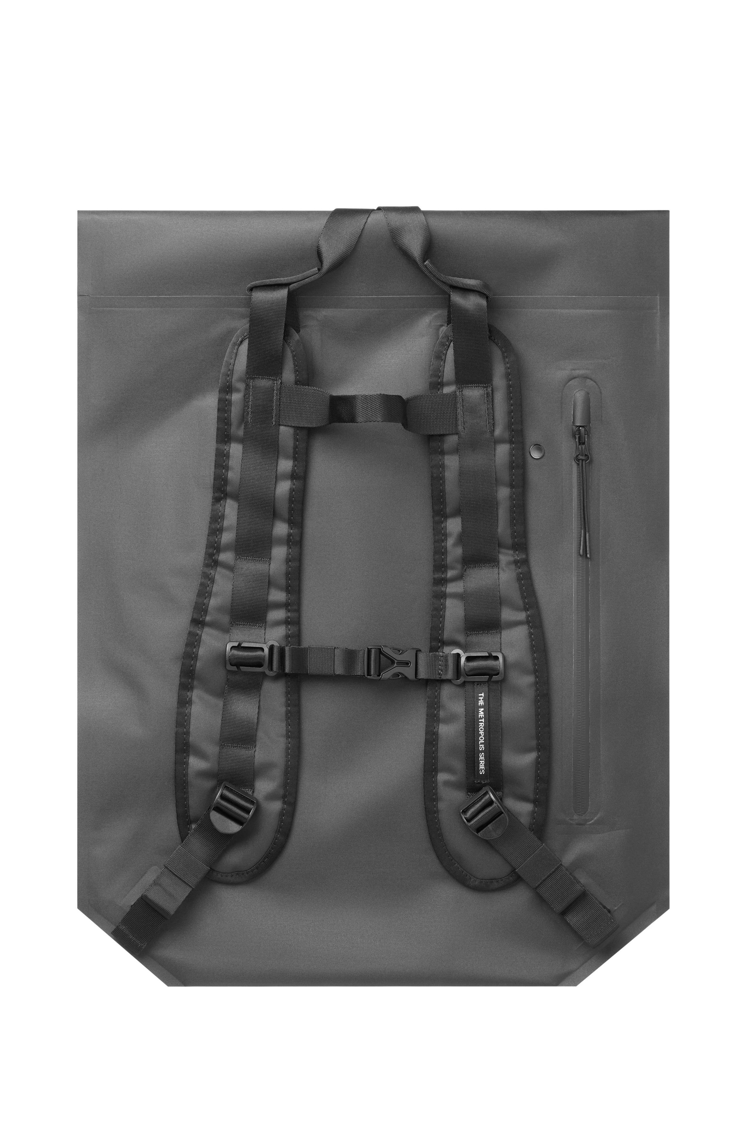 Одежда на манекене и враскладку. Олег Дмитриев