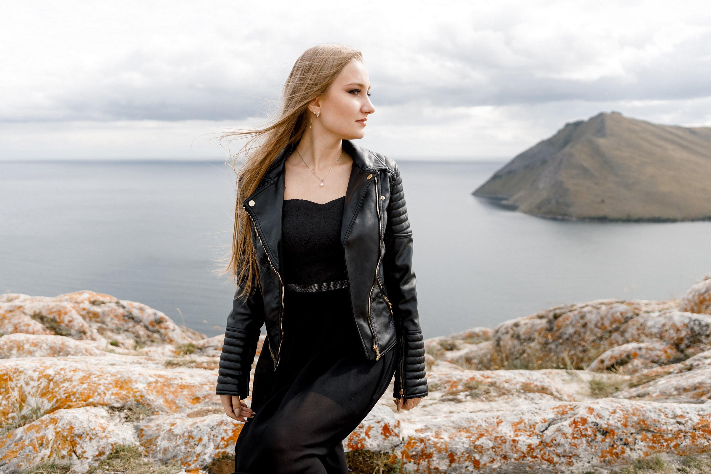 Полина и Женя. Лес, кожанки и 2 дня кайфа. Свадебный фотограф в Иркутске Сапаров Александр