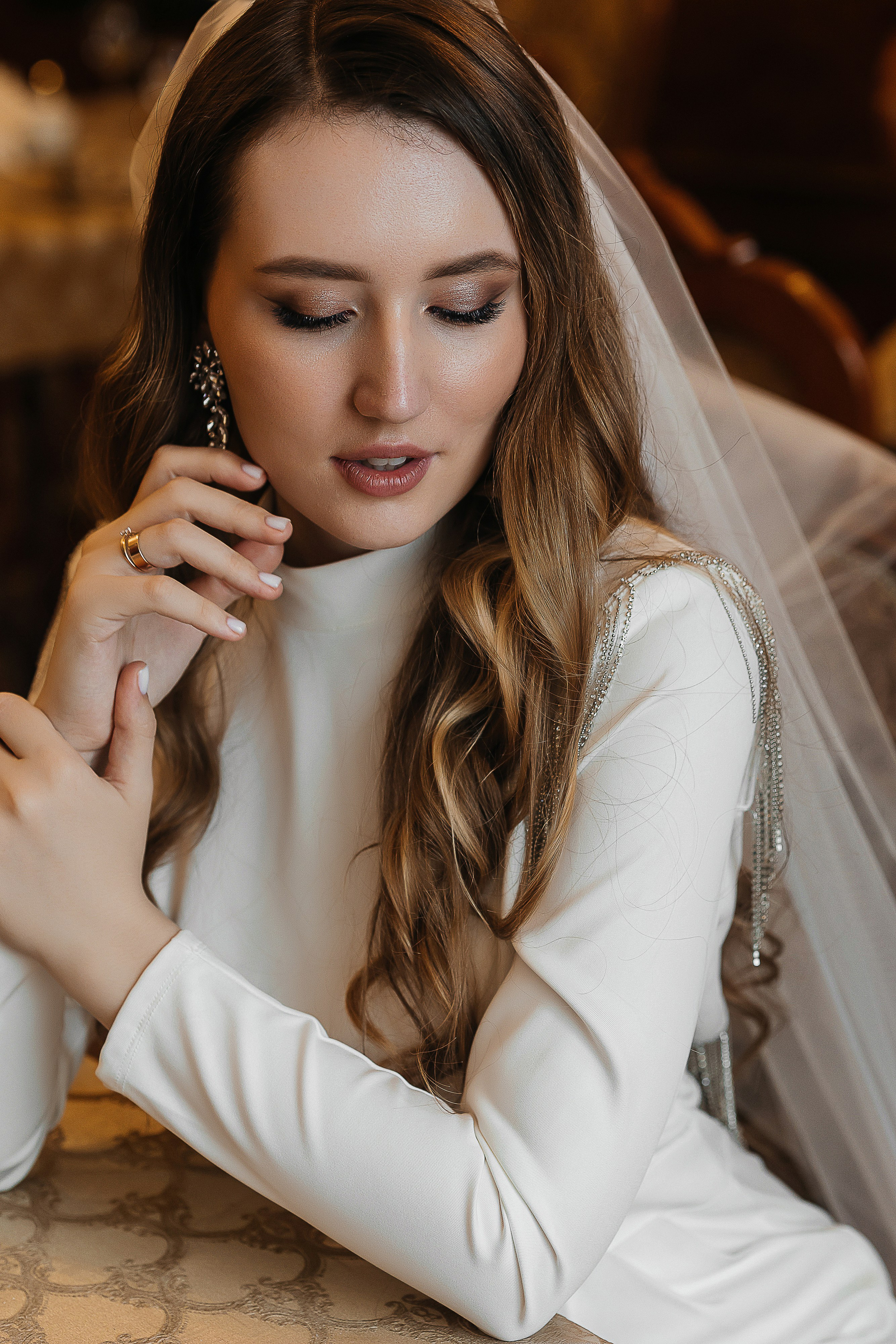 Роскошная выездная церемония в отеле. Олег Сверчков | Свадебный фотограф Вологда