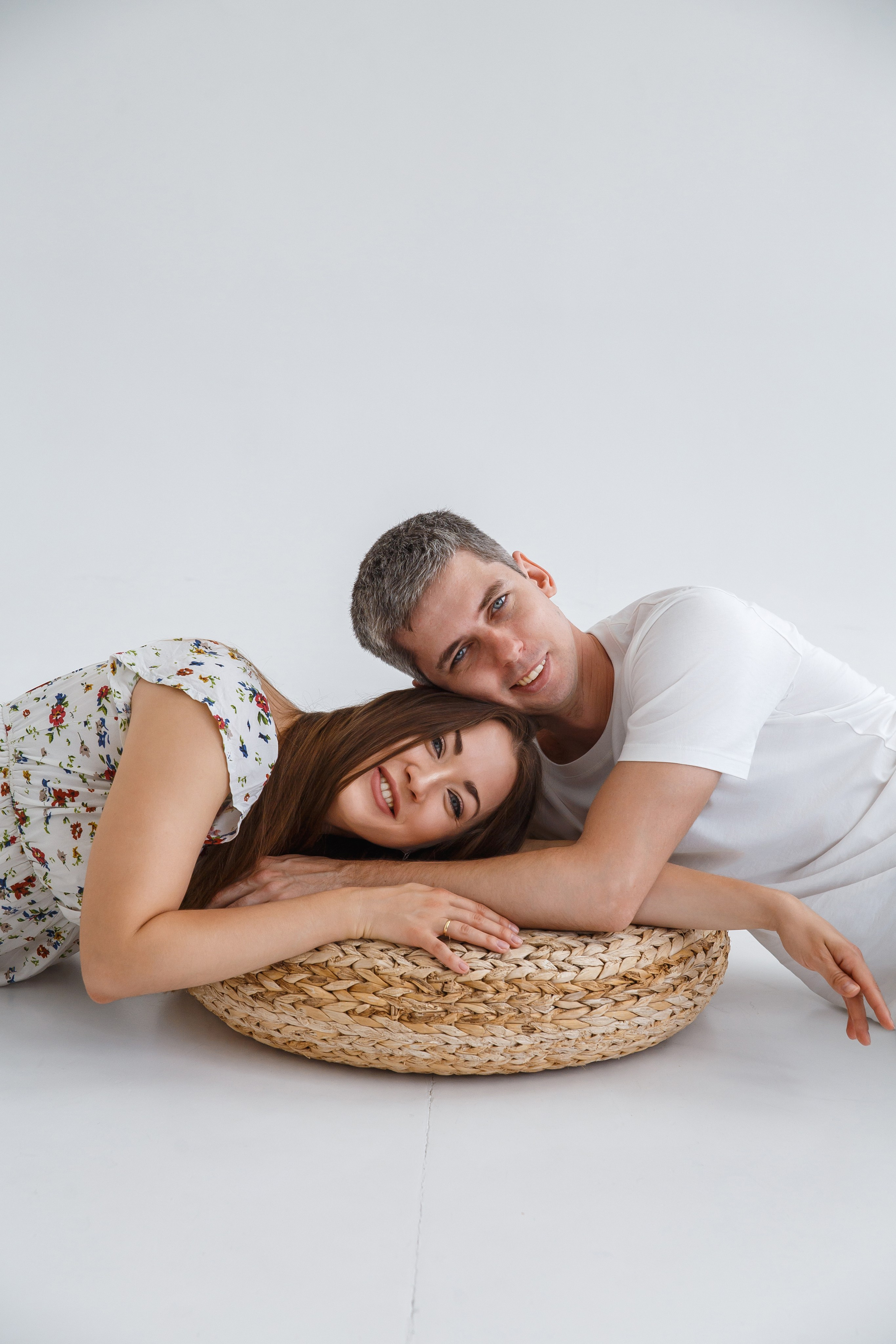 Даня и Лев с родителями. Событийный фотограф Максим Бескоровайновнов