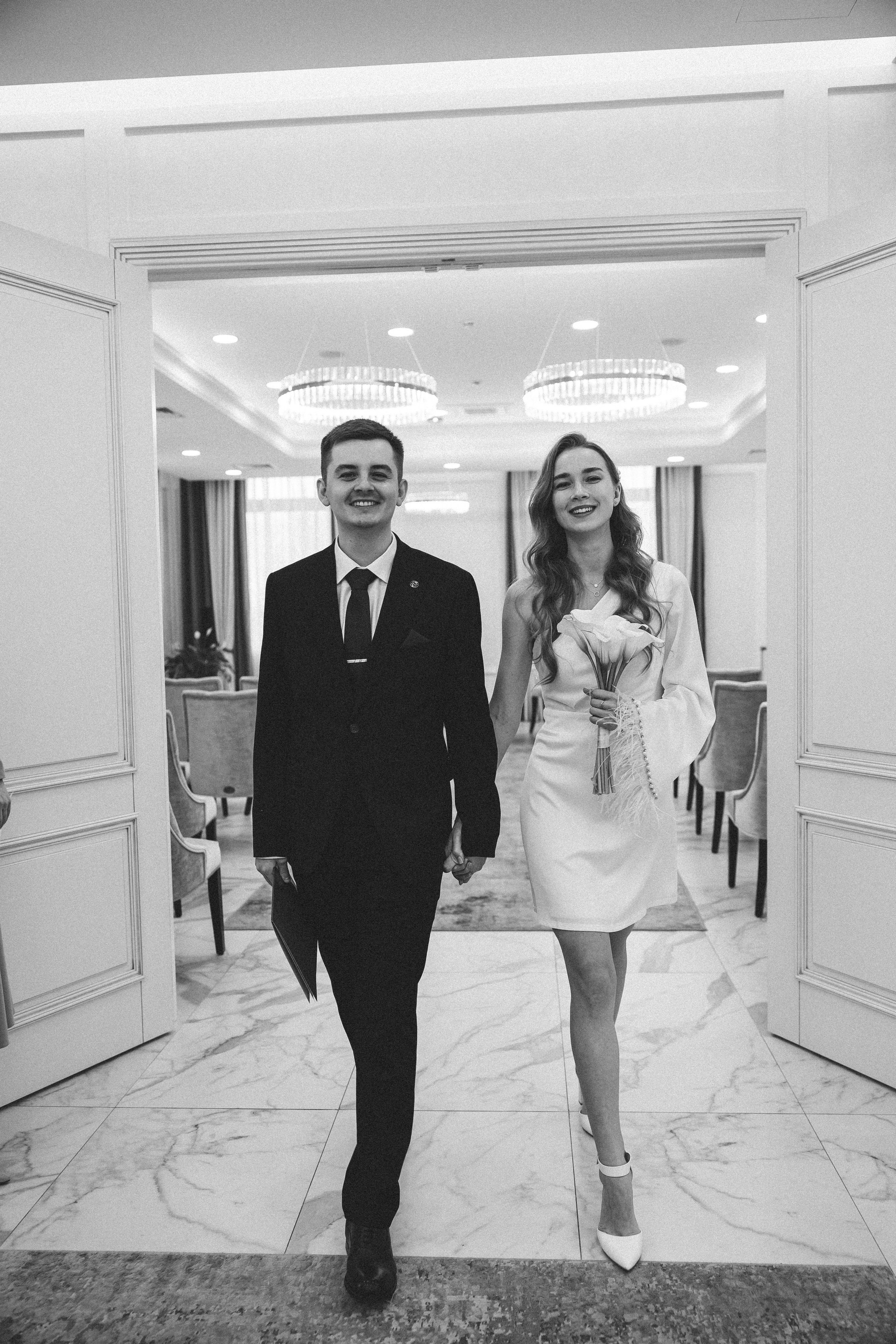 Свадебная фотосессия в Усадьбе Остафьево. Свадебный фотограф в Москве — Оскар Гелманов