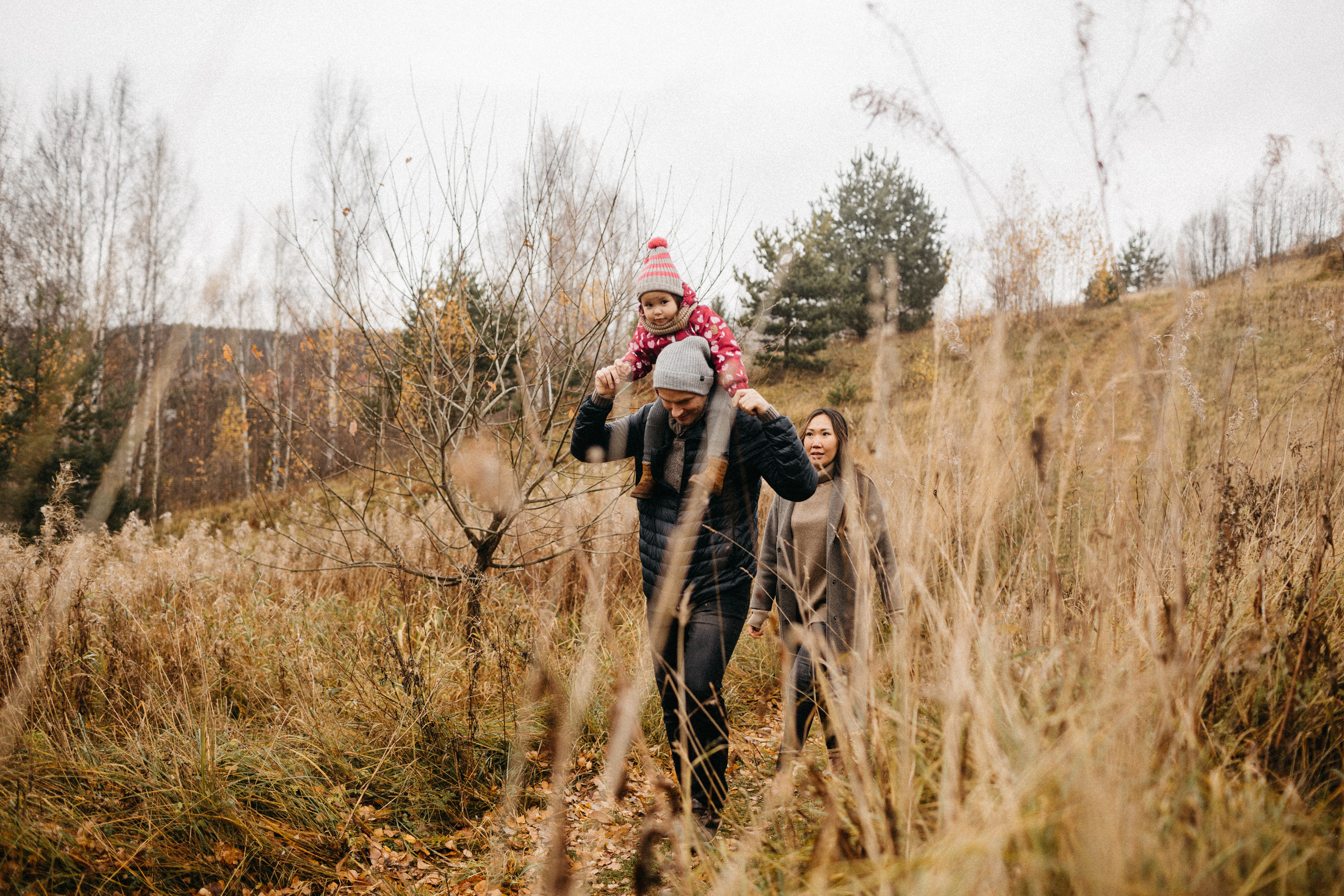Прогулка в полях. Свадебный и семейный фотограф Спб Бошман Ирина