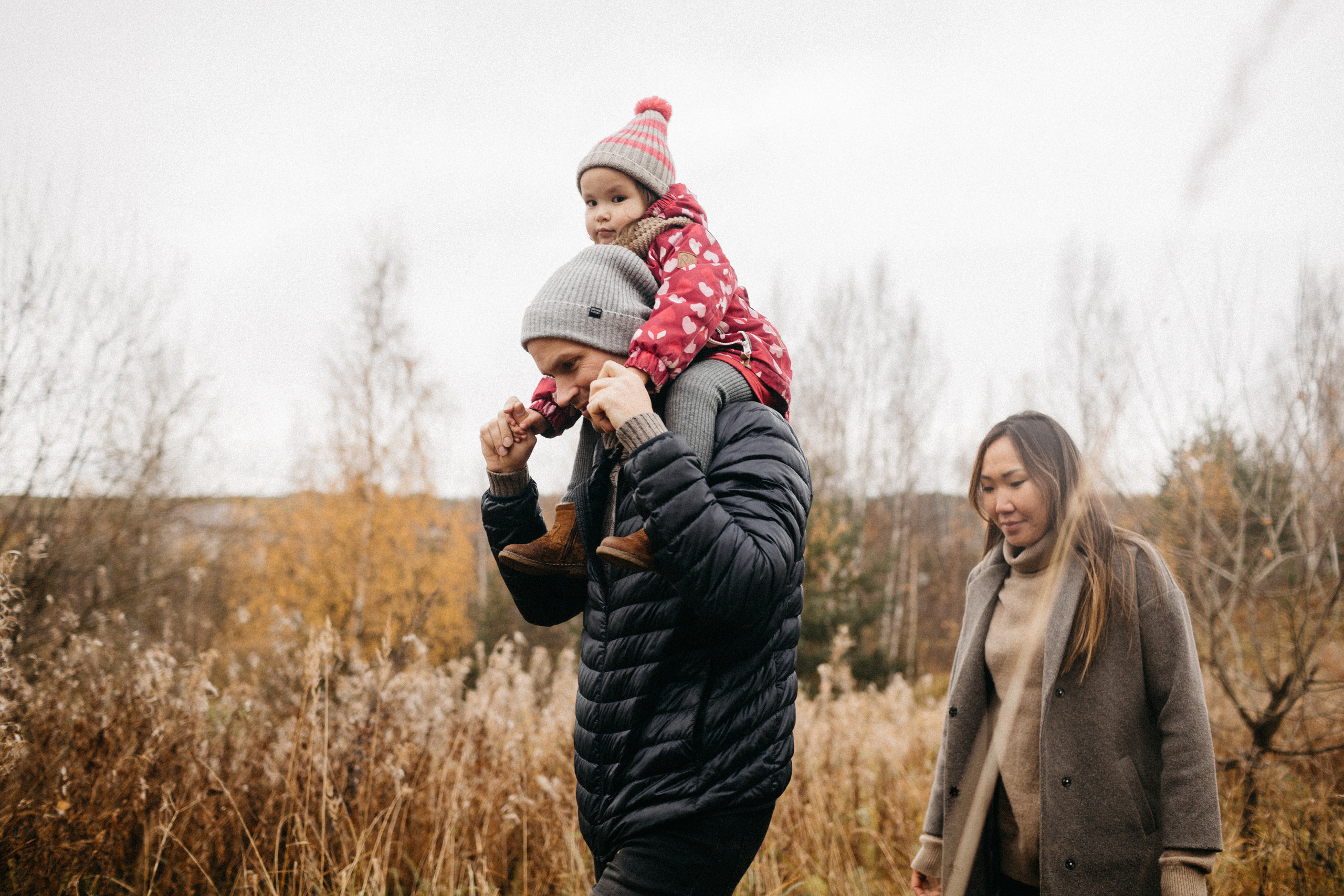 Прогулка в полях. Свадебный и семейный фотограф Спб Бошман Ирина