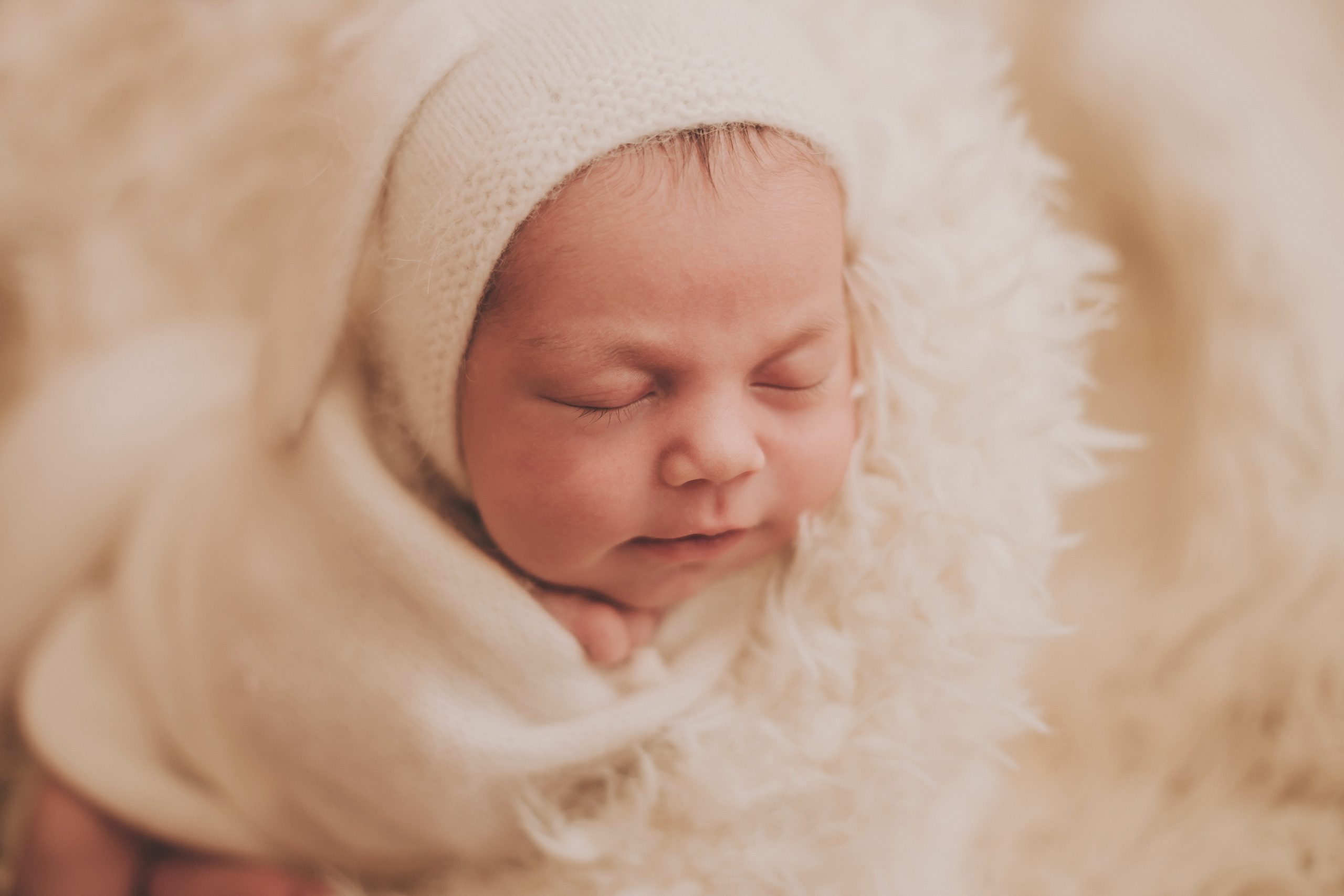 Аделина. Фотограф новорожденных и семей Туапсе Краснодарский край Анна Альтман