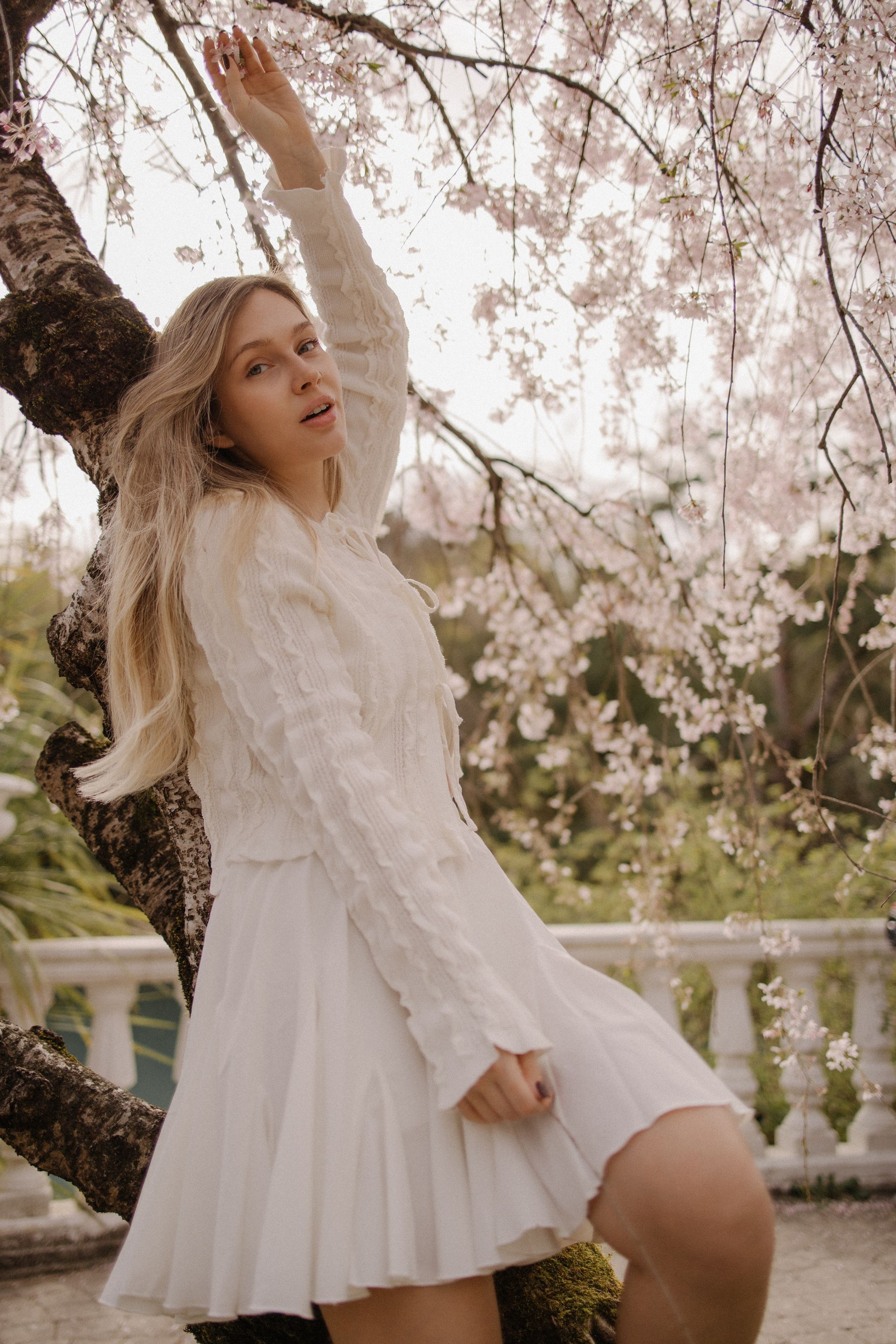 Света в сакуре. Фотограф Сочи Адлер Сириус Красная поляна Олеся Минив