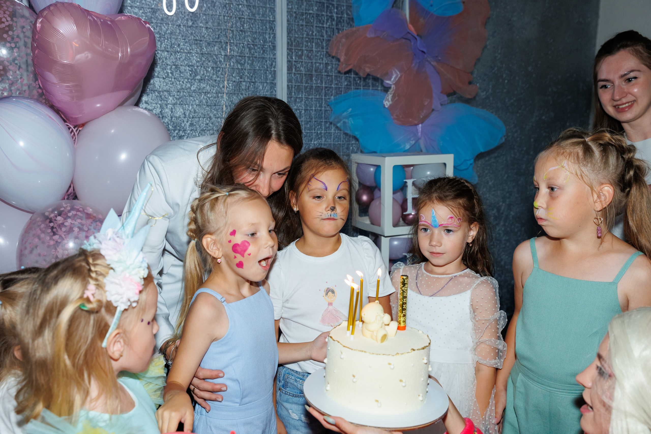 Детский лофт Алиса в стране чудес. Женский фотограф в Новосибирске Наталья Гресь