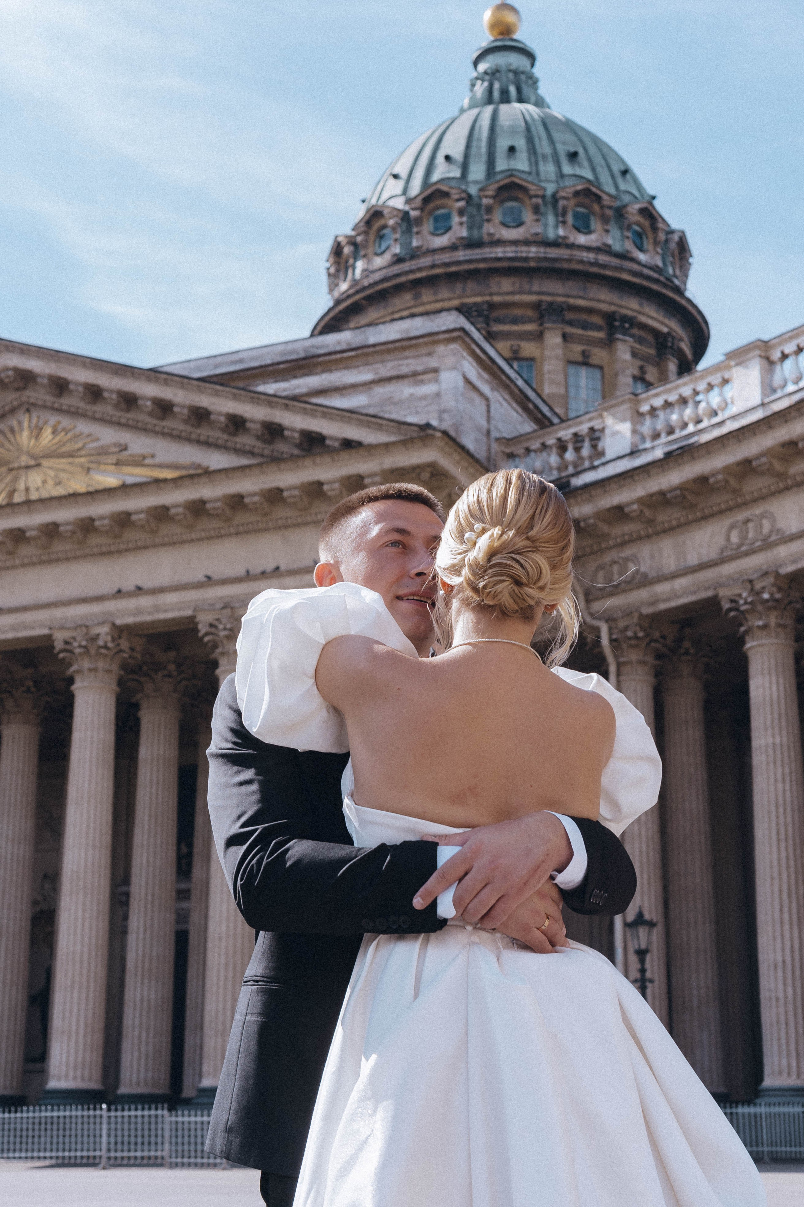 СВАДЕНБНАЯ СЬЕМКА НА КАТЕРЕ ПО КАНАЛАМ САНКТ-ПЕТЕРБУРГА И В АКВАТОРИИ НЕВЫ. Профессиональный фотограф, Санкт-Петербург — Виктория Богомолова