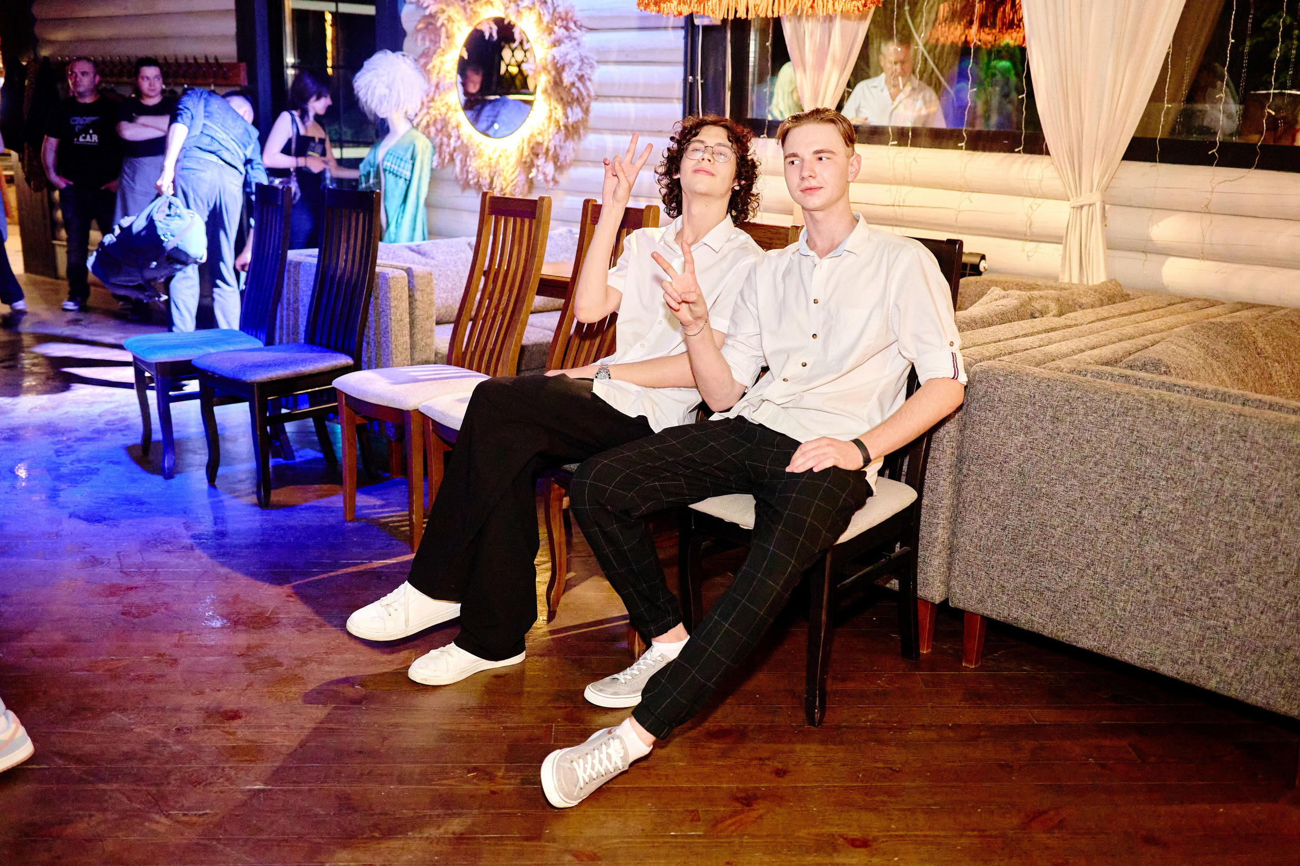 Выпускной 35 Сош. Фотограф Выпускные альбомы Таганрог Сергей Коробченко