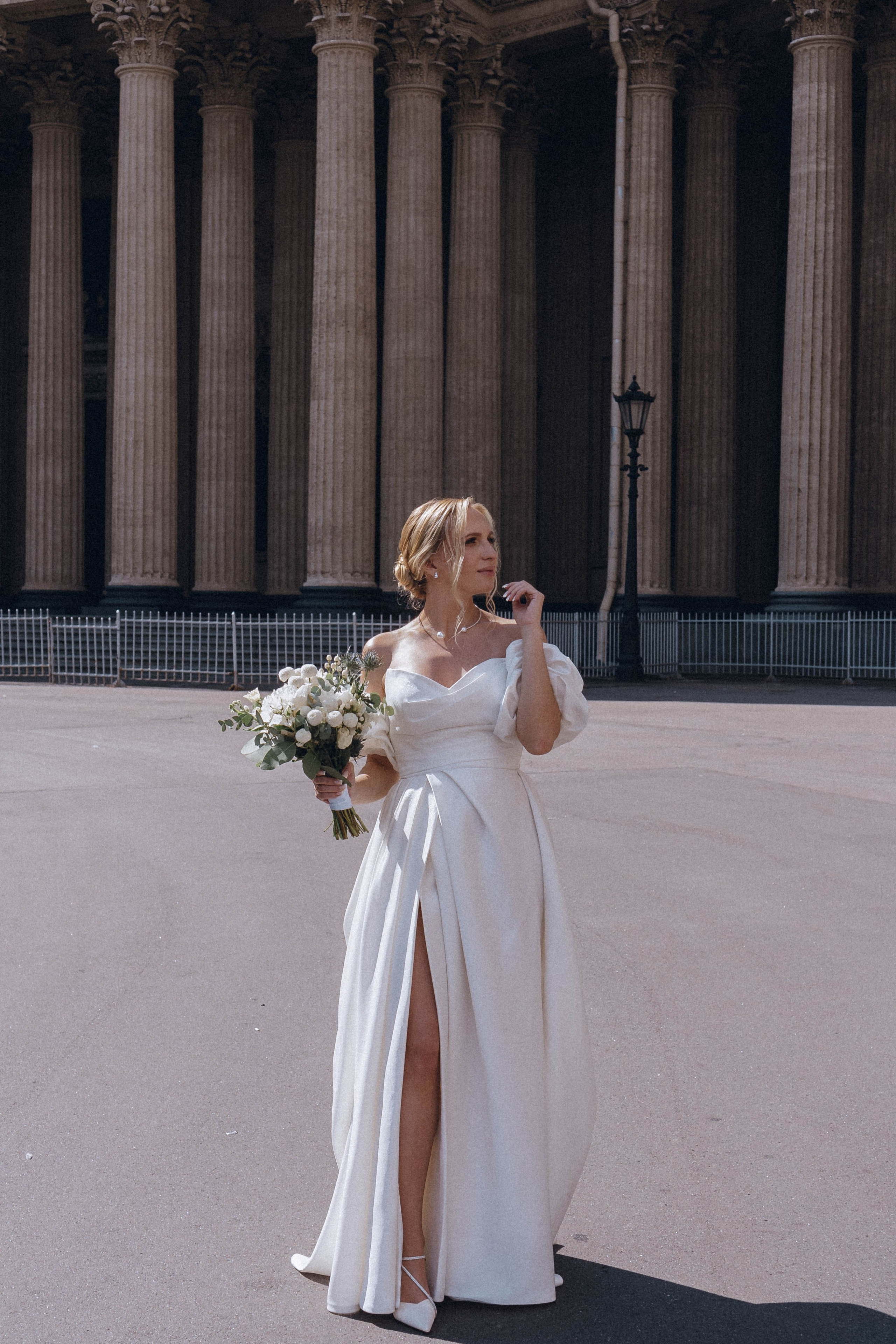 СВАДЕНБНАЯ СЬЕМКА НА КАТЕРЕ ПО КАНАЛАМ САНКТ-ПЕТЕРБУРГА И В АКВАТОРИИ НЕВЫ. Профессиональный фотограф, Санкт-Петербург — Виктория Богомолова