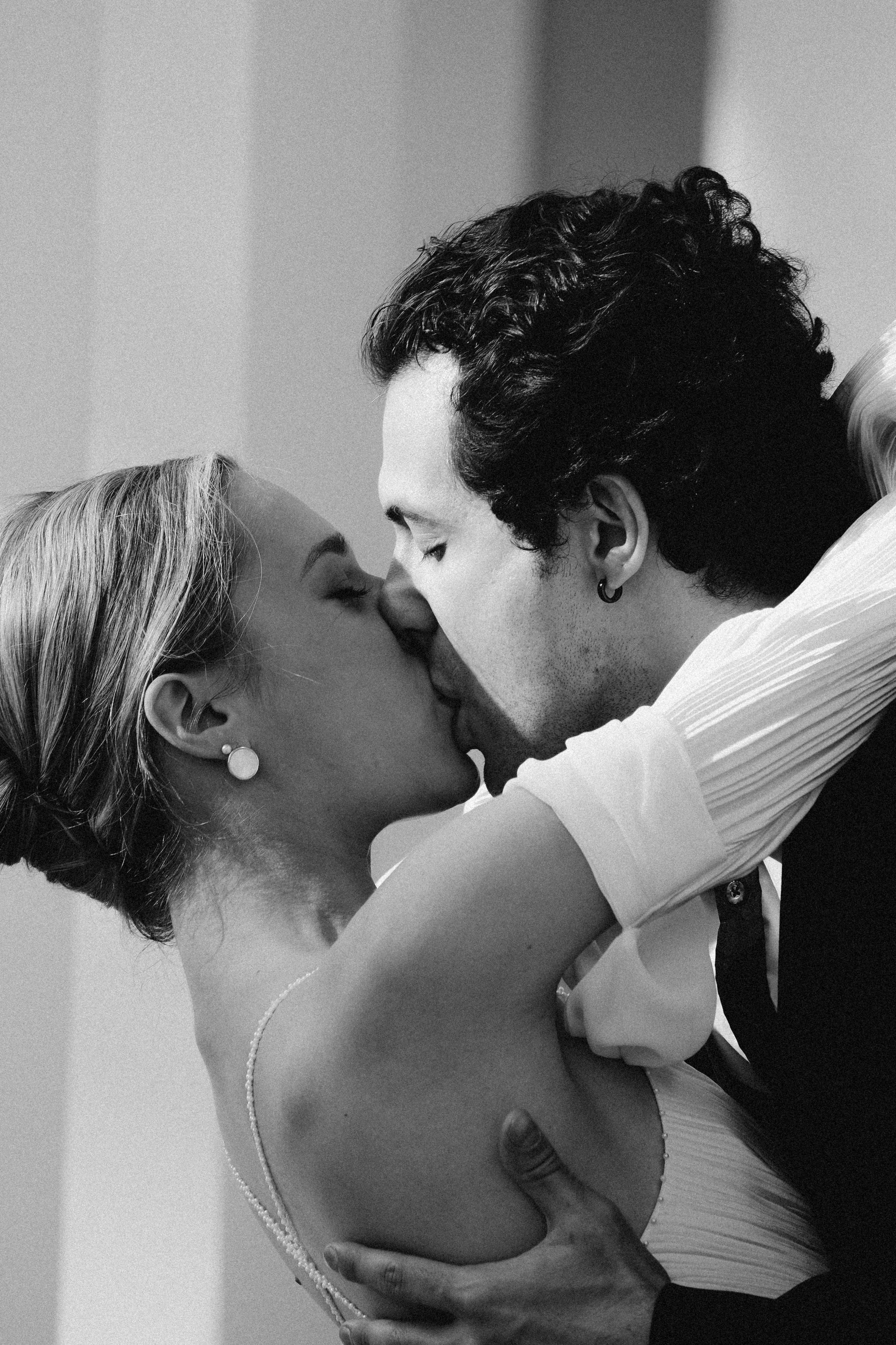 СВАДЕБНАЯ СЬЕМКА В ПАРКЕ ОРАНИЕНБАУМ. Профессиональный фотограф, Санкт-Петербург — Виктория Богомолова