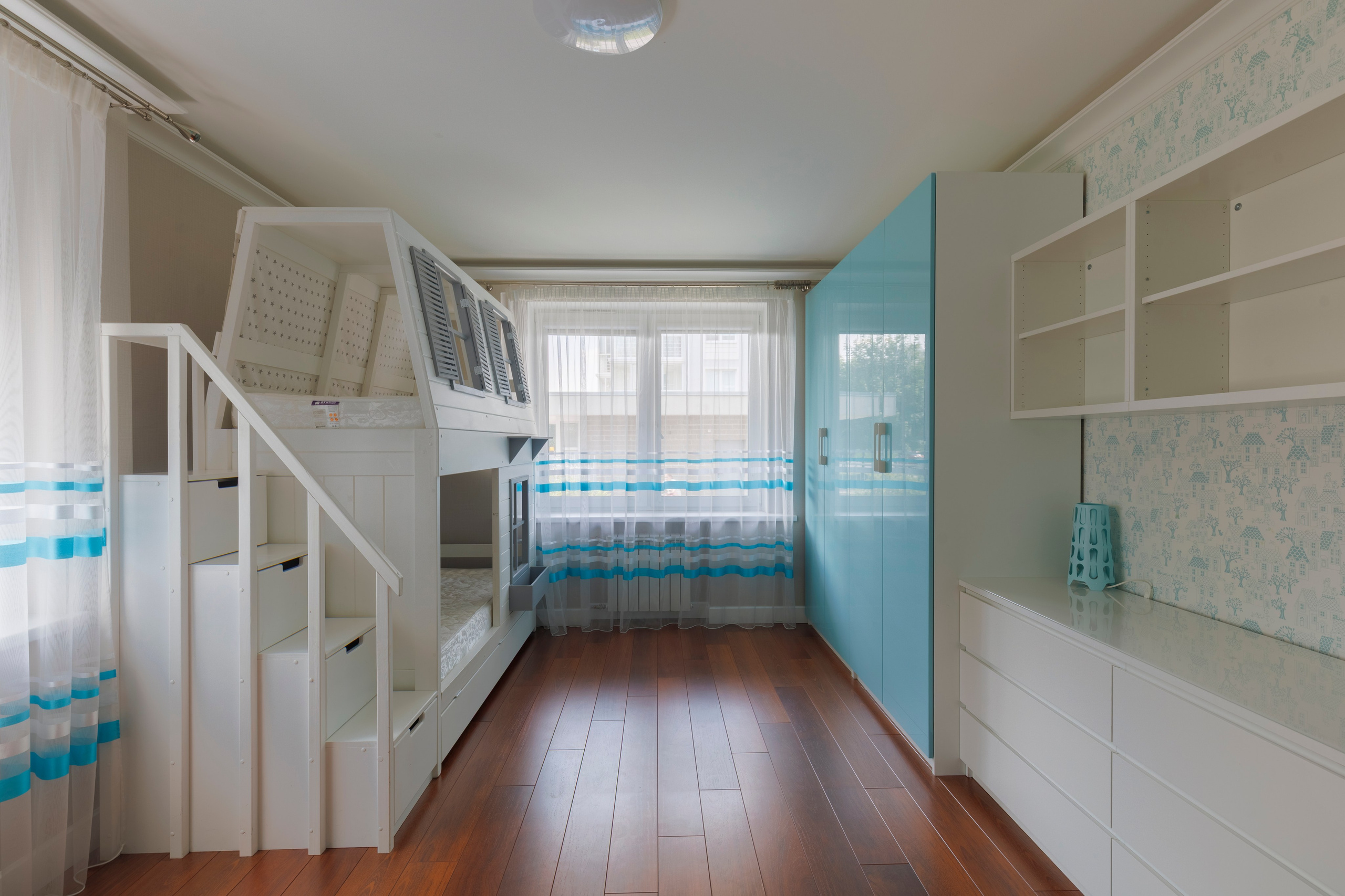 Квартира на продажу/в аренду. Фотограф интерьера, мебели и портрета в Санкт-Петербурге