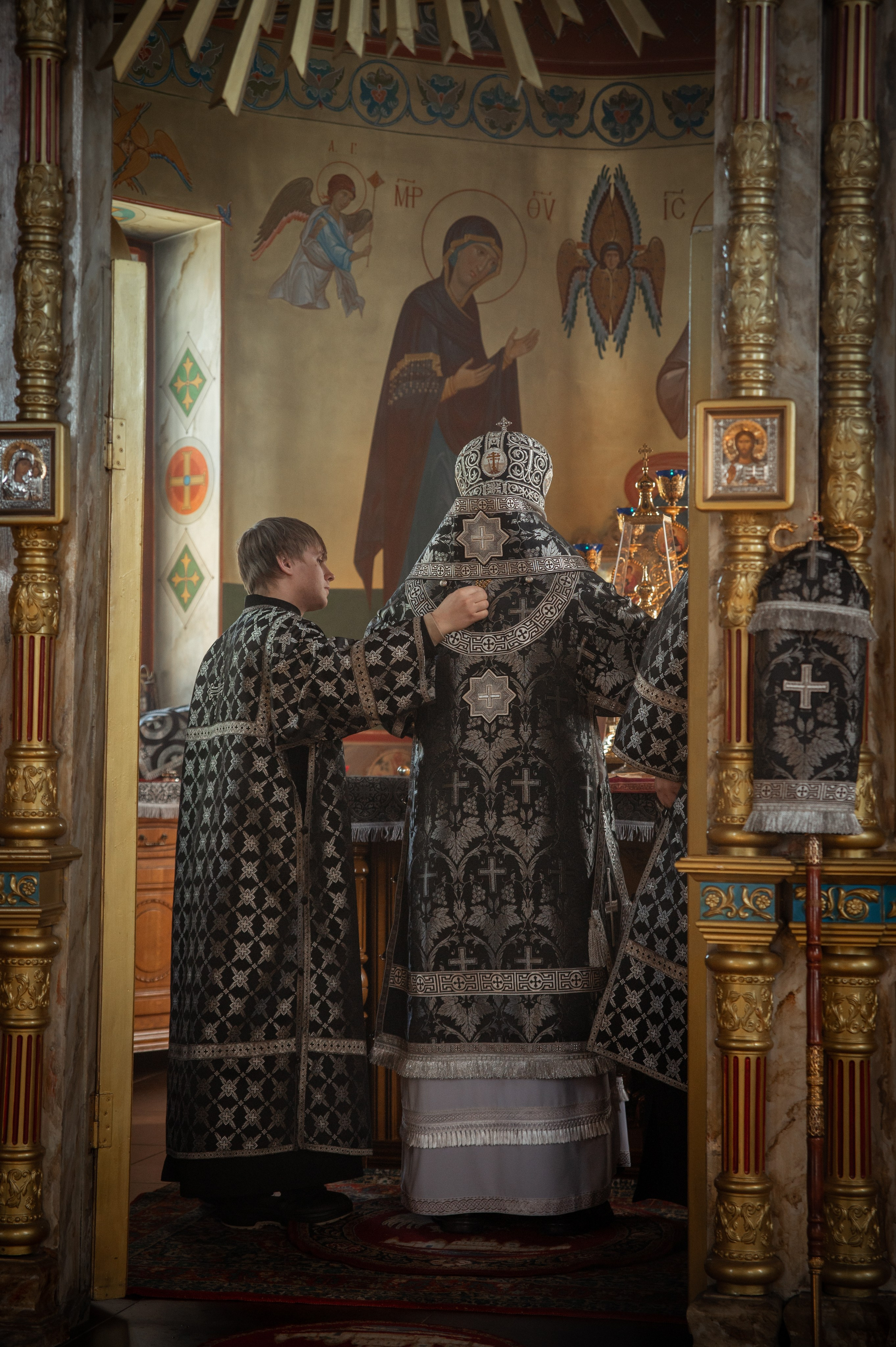 Преждеосвящение Даров. Храм Серафима Саровского. Церковный, семейный и репортажный фотограф Волгоград, Волжский