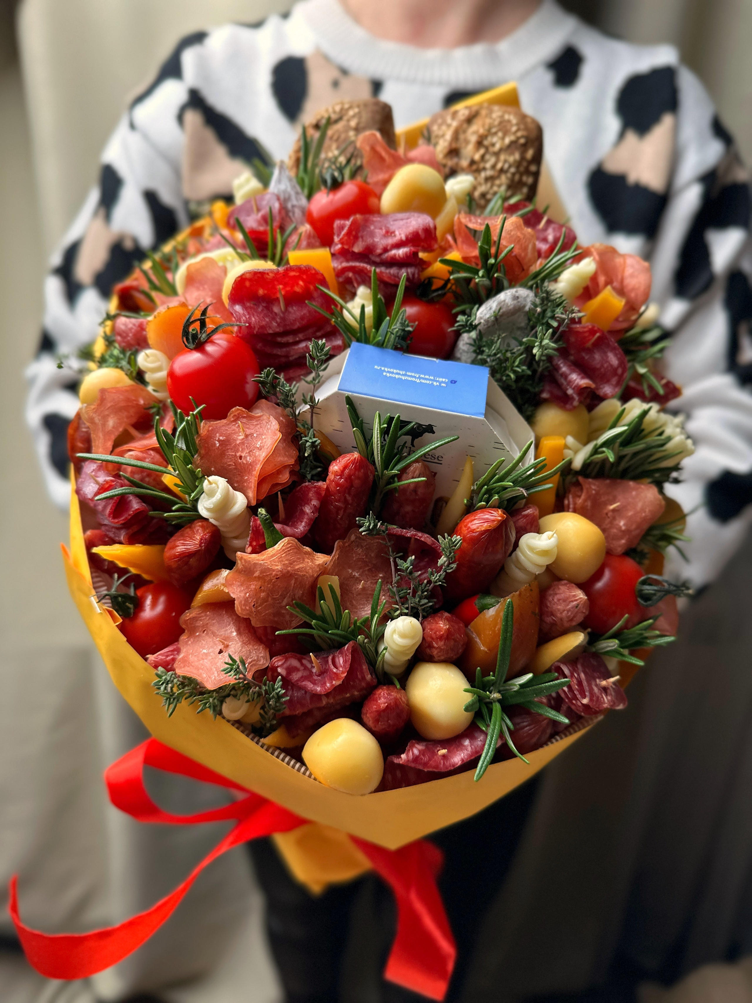 Колбасные. Выездной кейтеринг, съедобные букеты, торты и сладости на заказ