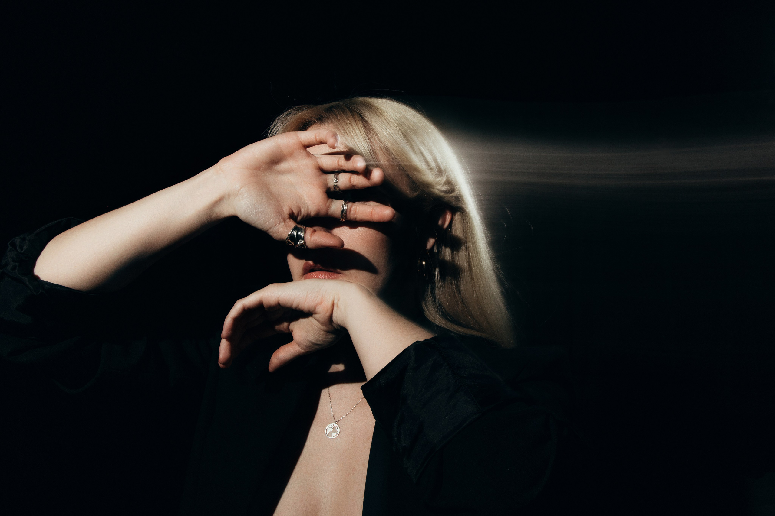 Проект для Свободного театра современного танца. Фотограф Татьяна Жбанова