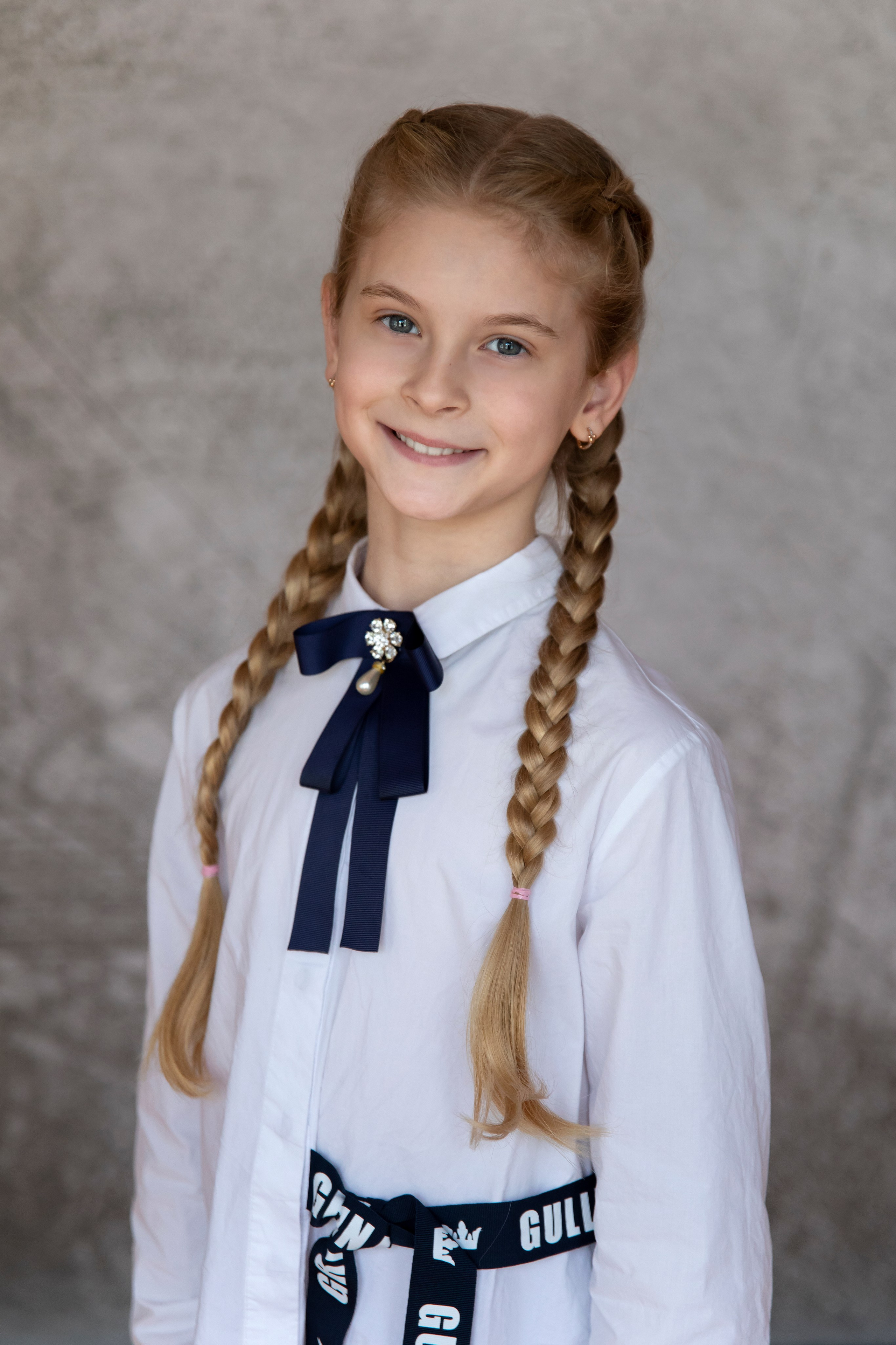 Школьный портрет. Начальная школа. Фотограф в Москве Надуева Татьяна. Женский портрет, детский портрет, с