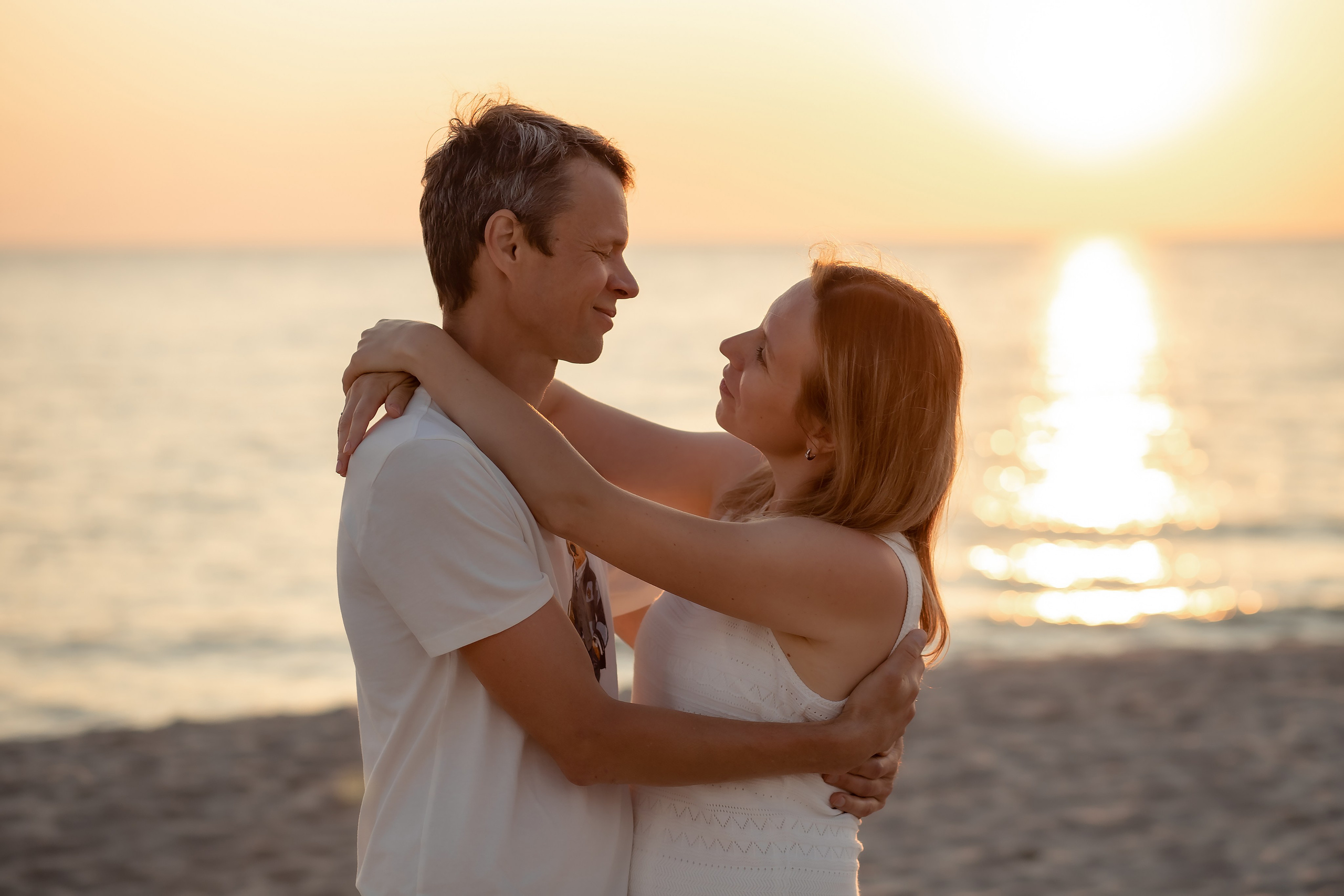 Екатерина и Антон. На закате. Фотограф в Калининграде Решетникова Алина