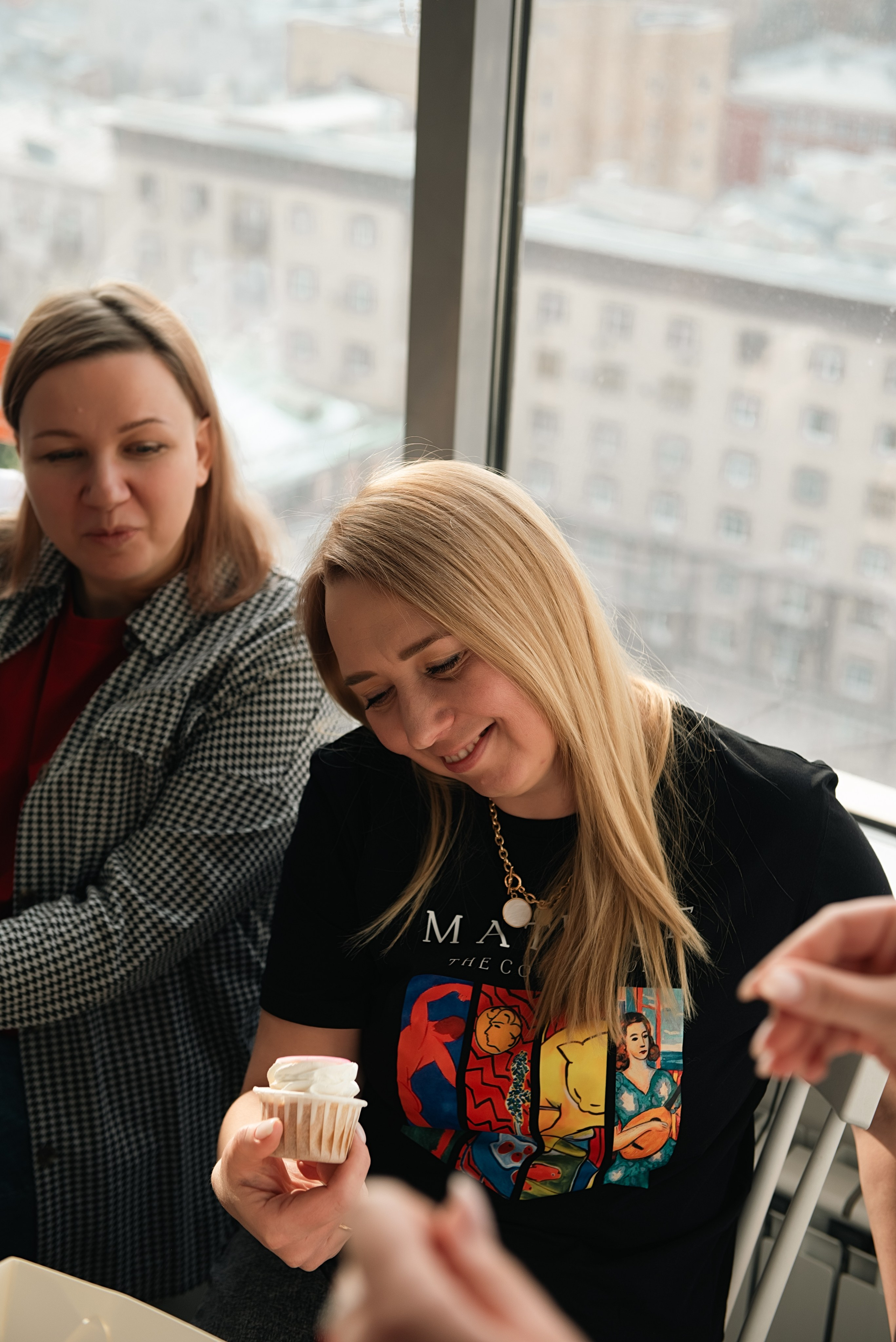 Корпоратив в языковой школе. Фотограф, визажист. Москва