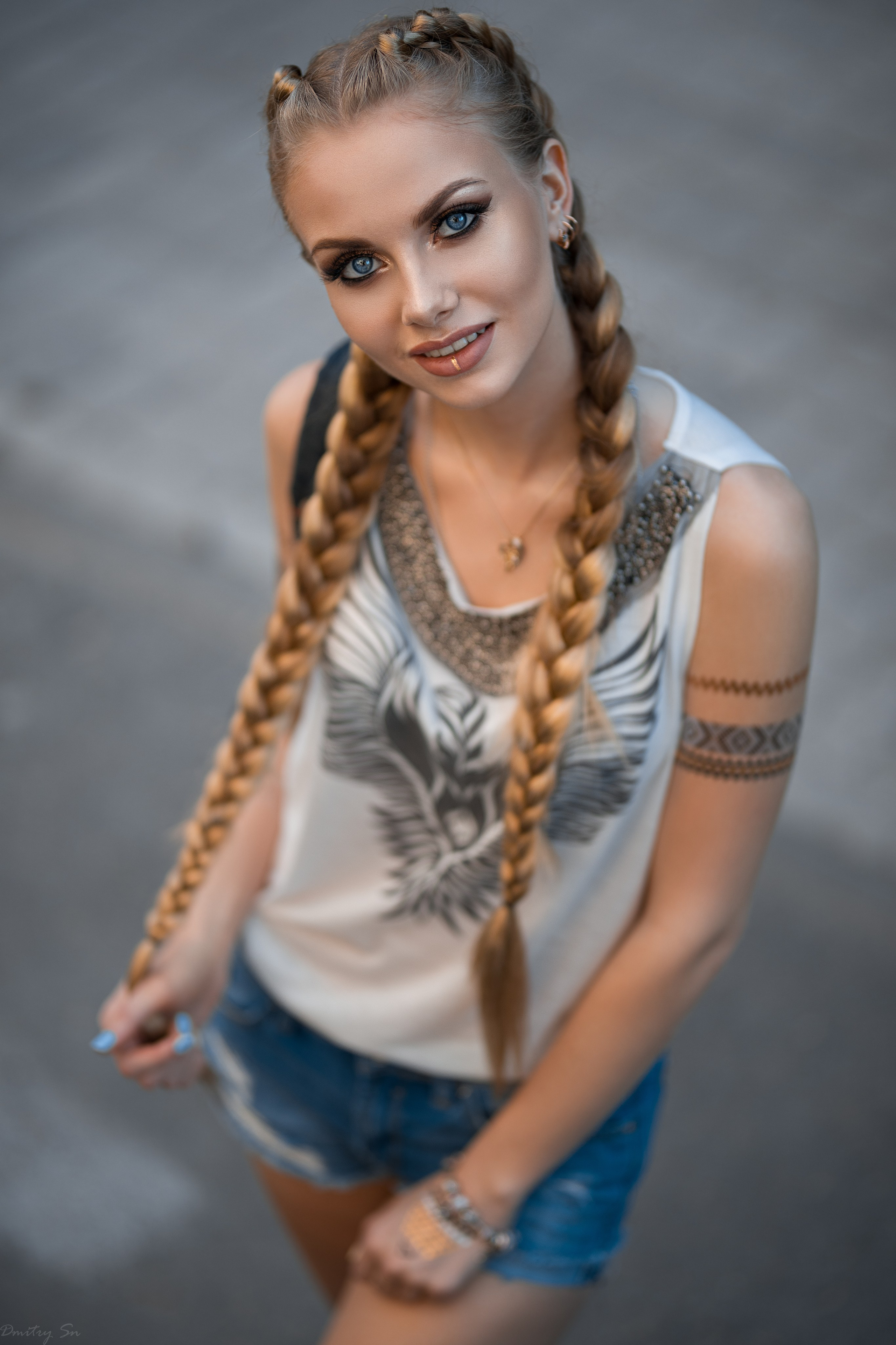 Городская фотосессия в Воронеже с Кариной в формате для «себя»