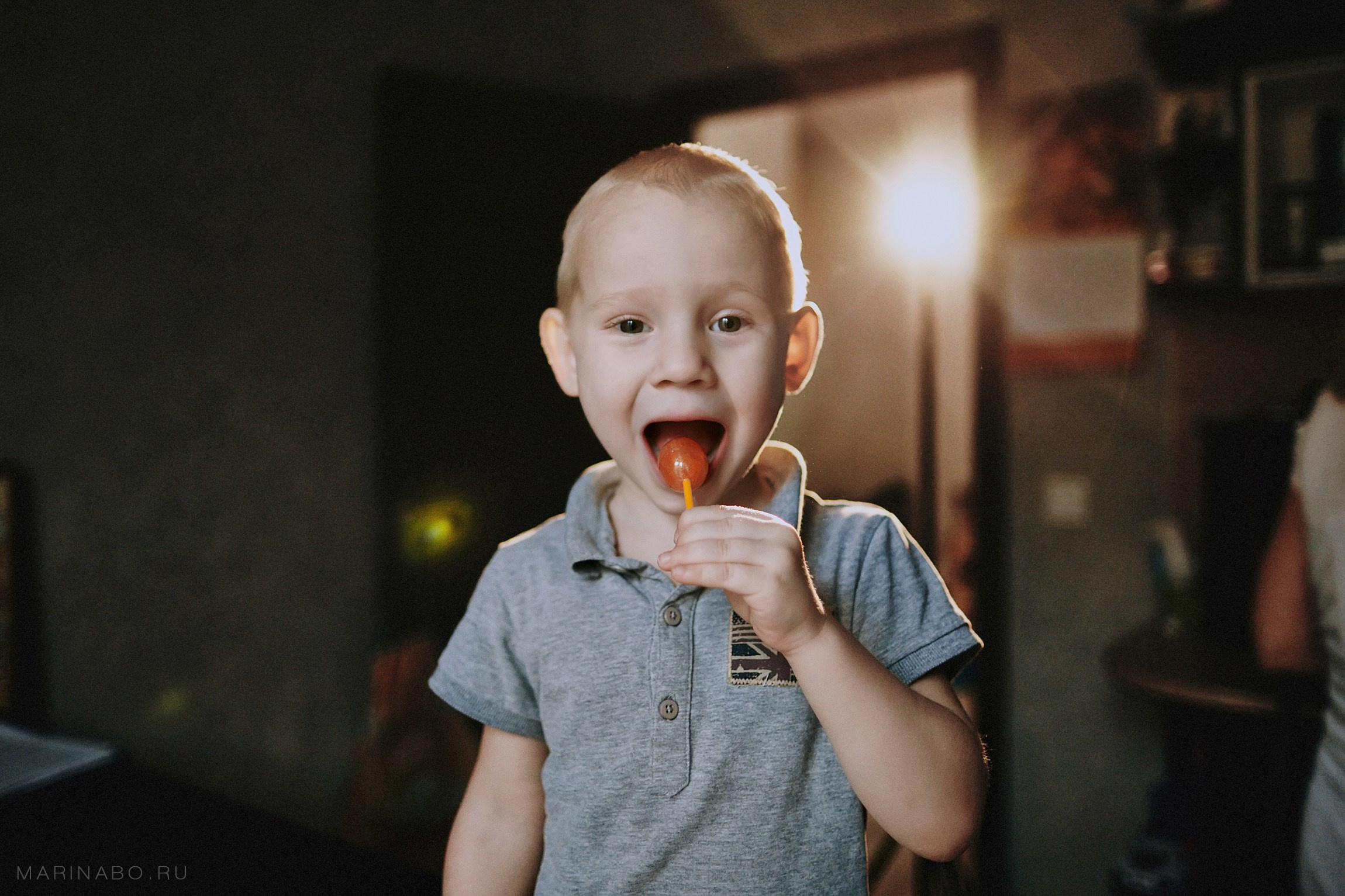 В гостях, новогодняя, домашняя фотосъемка в Санкт-Петербурге. Семейный Lifestyle фотограф в Санкт-Петербурге Марина Бокшицкая
